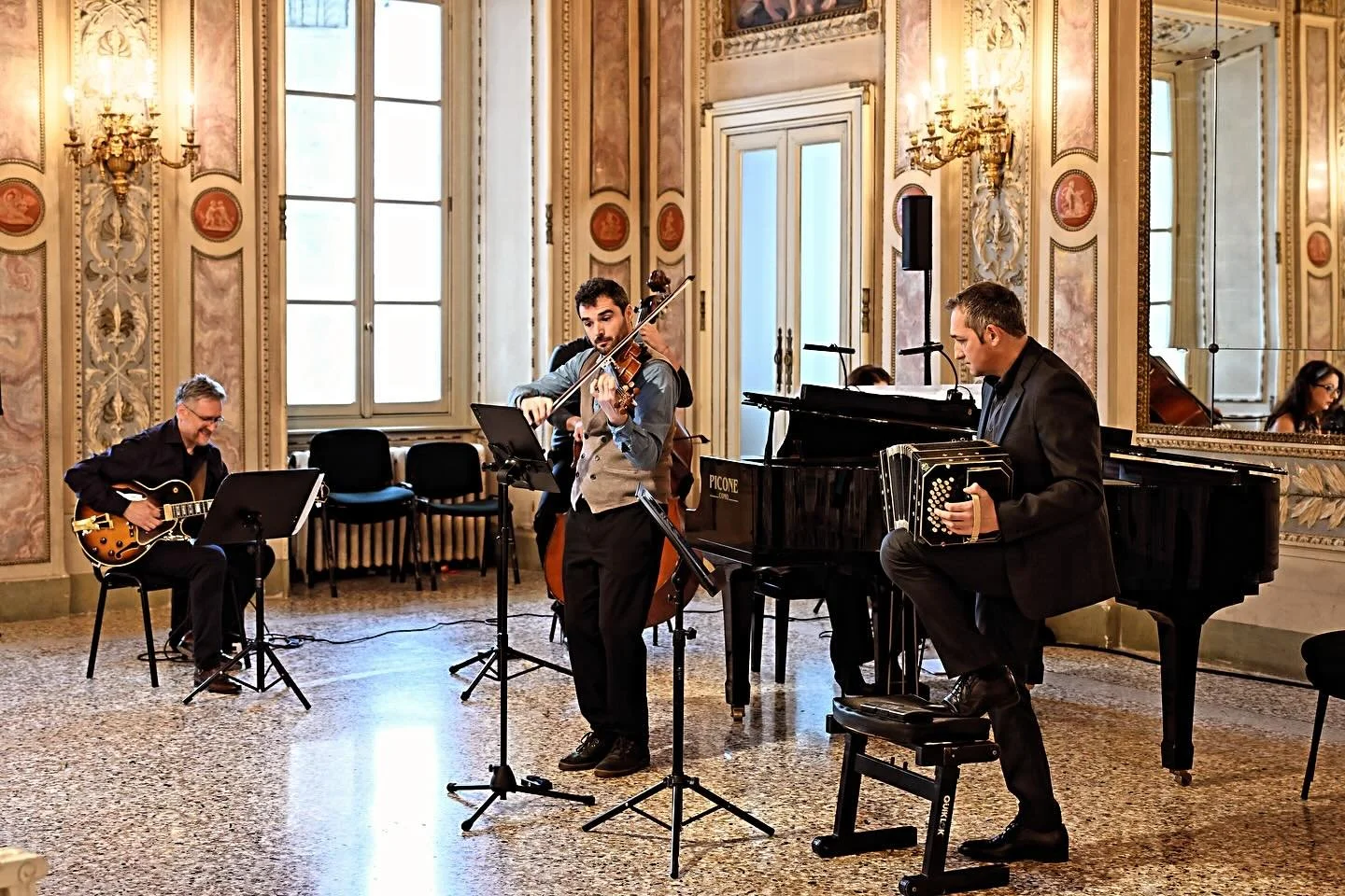Day 2 ✨ | 28 February 2026

Between tension and inspiration &mdash; the semifinals of the International Competition ASTOR PIAZZOLLA&reg;, held in the Sala Bianca @salabianca_como of Teatro Sociale di Como @teatrosocialecomo.

A day of powerful interp