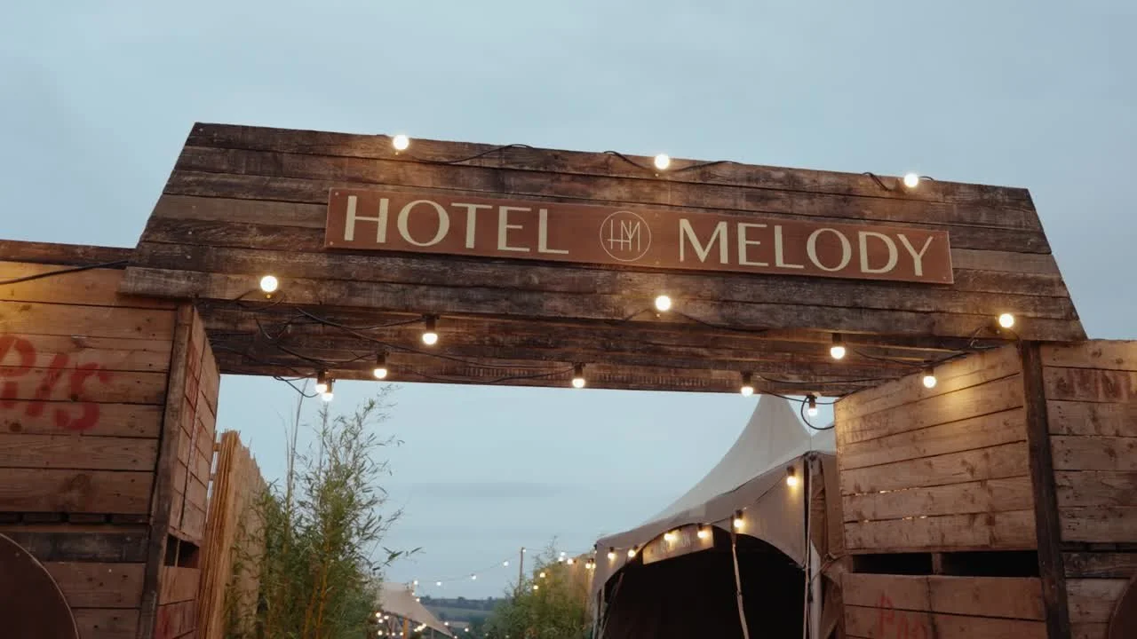Hotel Melody, Glastonbury Festival