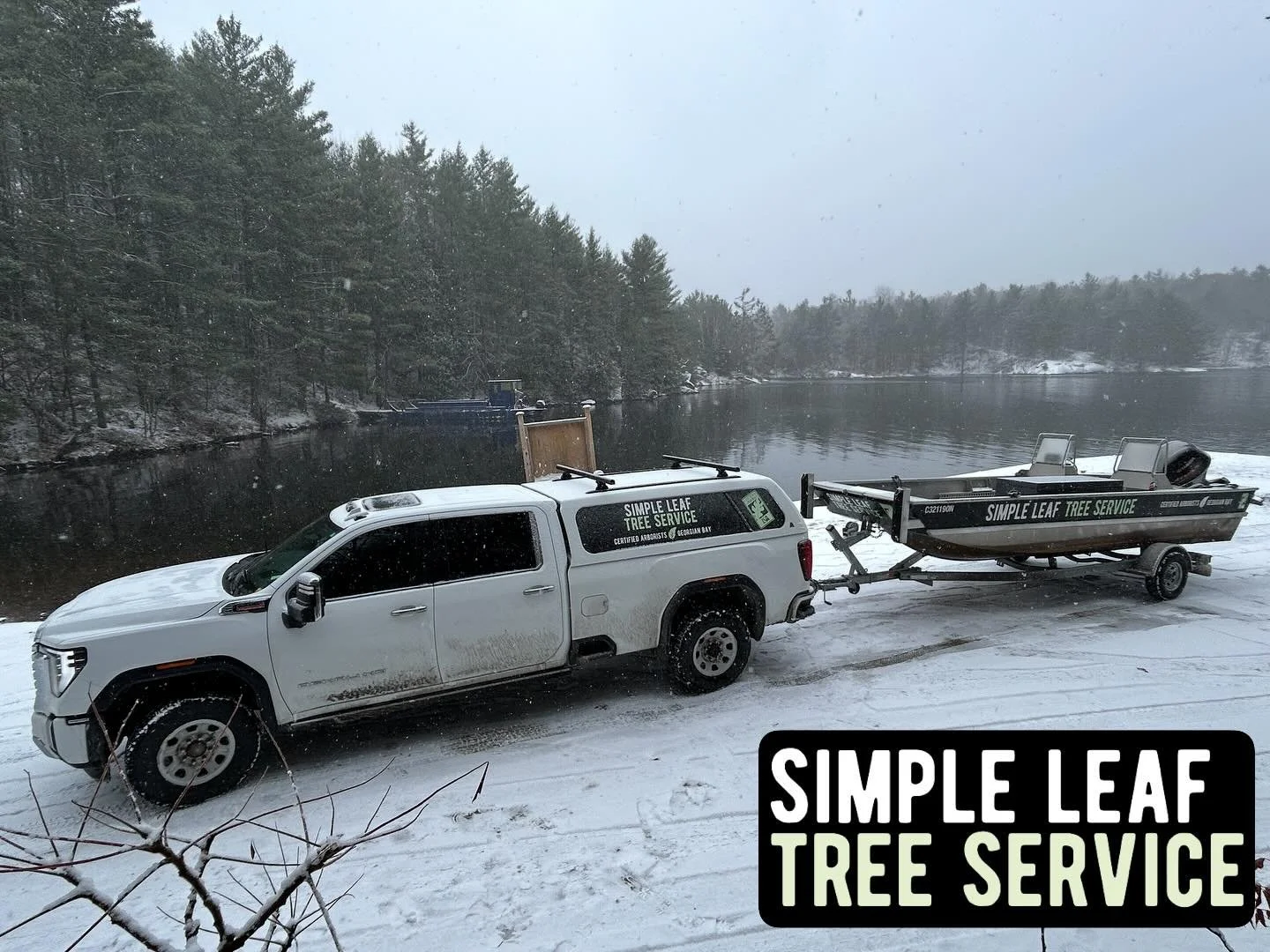 For sure picked the optimal weather to trailer the boat up to Go Home Lake lol Going to need to hit the car wash before we dip it back into the bay lol #honeyharbour #cognashene #gohomebay #gohomelake