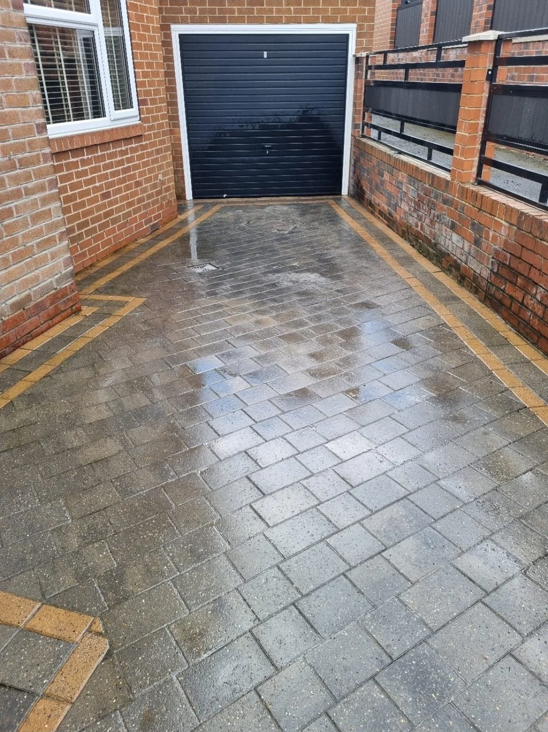 WhatsApp Image 2025-11-29 at 14.13.56 (8).jpeg