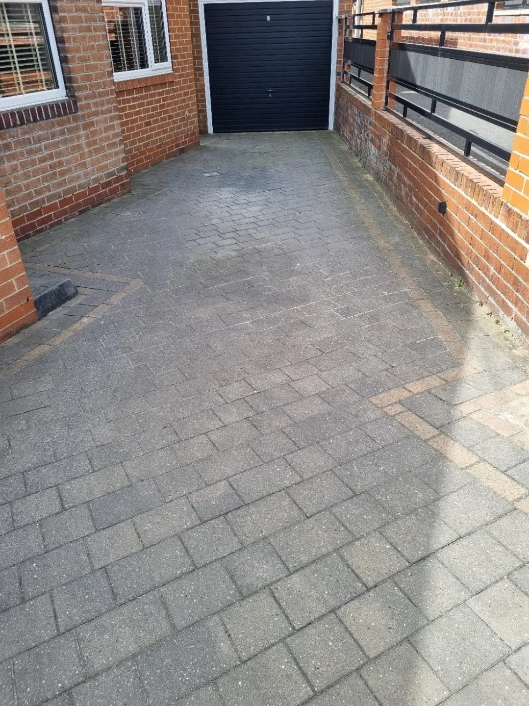 WhatsApp Image 2025-11-29 at 14.13.56 (7).jpeg