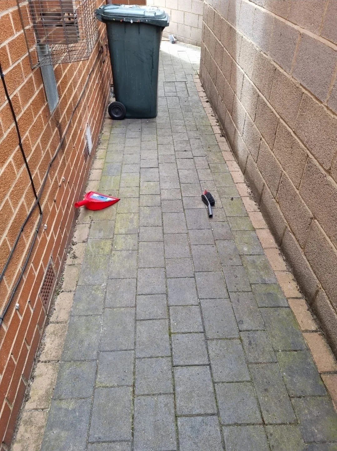 WhatsApp Image 2025-11-29 at 14.13.56 (9).jpeg