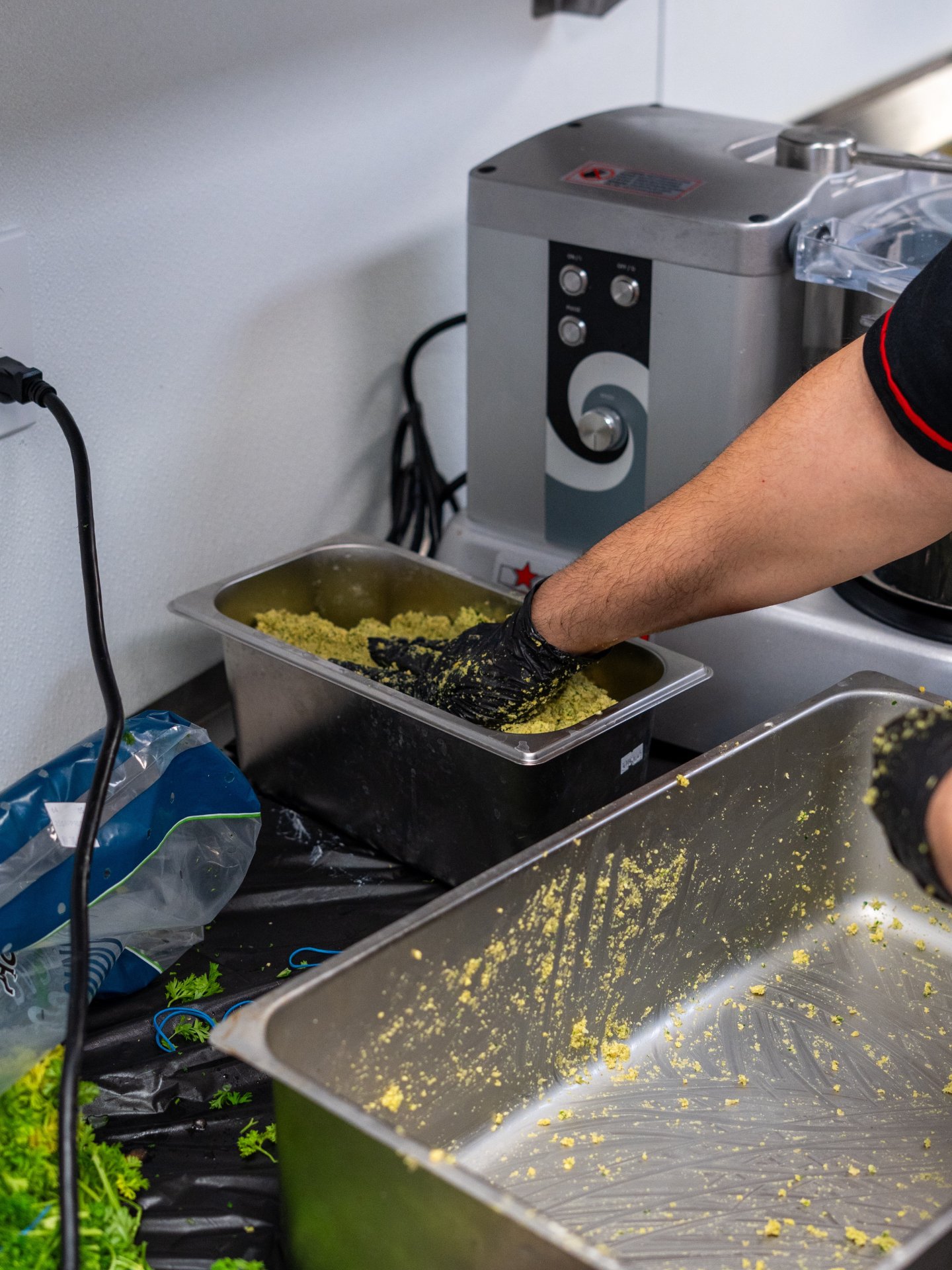 Us vs the chickpeas every morning.
Spoiler: we always win 💪🧆

#indianapolis #Shawarma #CamDesigns