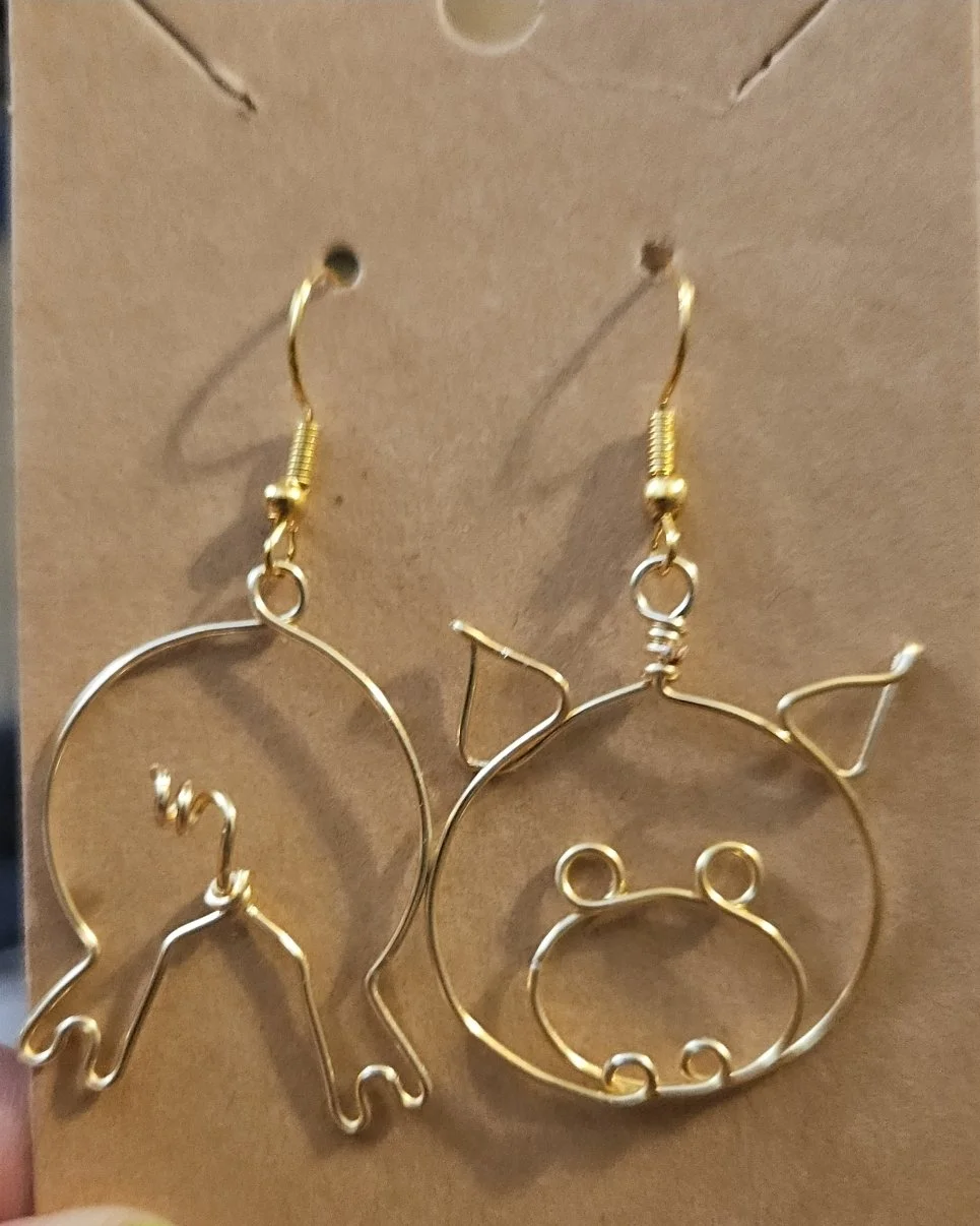 Copper wire pig earrings butt and head