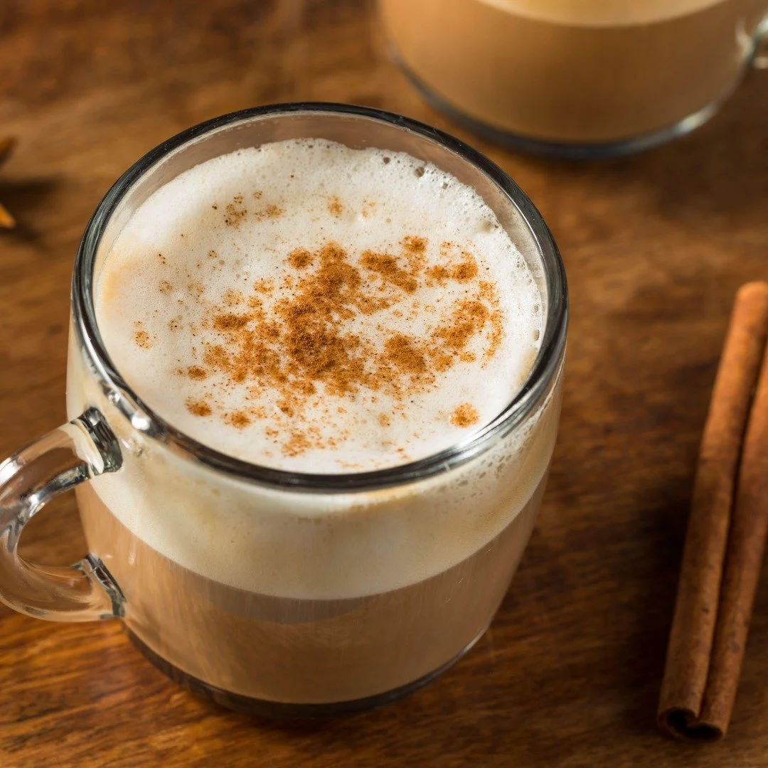 🍂 Sip into something cozy! Here's a Cinnamon Vanilla Latte you can make right from your kitchen ☕✨

Ingredients:
1 cup milk (any kind: dairy, oat, almond, etc.)
1 shot of espresso or &frac12; cup strong brewed coffee
1&ndash;2 tsp vanilla syrup (sto