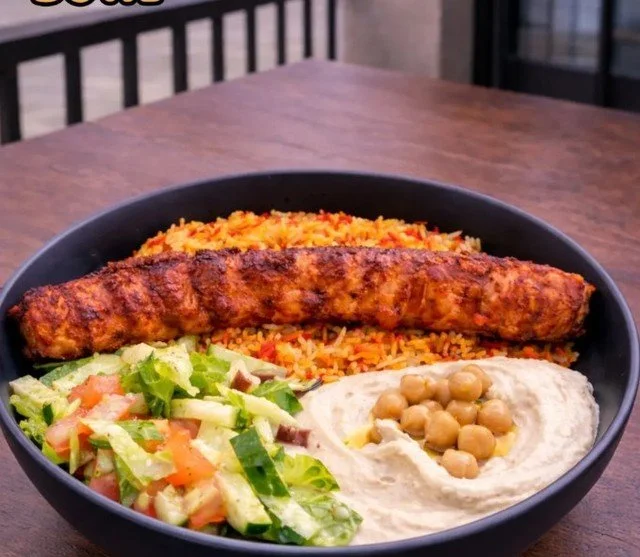 Step out and go grab food from The Dough Show just minutes from your front door here at Carlyle at Bartram Park....because great food should always be convenient.

Photo by: @the_dough_showfl

#JacksonvilleEats #EatLocal #FoodieFinds #BartramPark #Ca