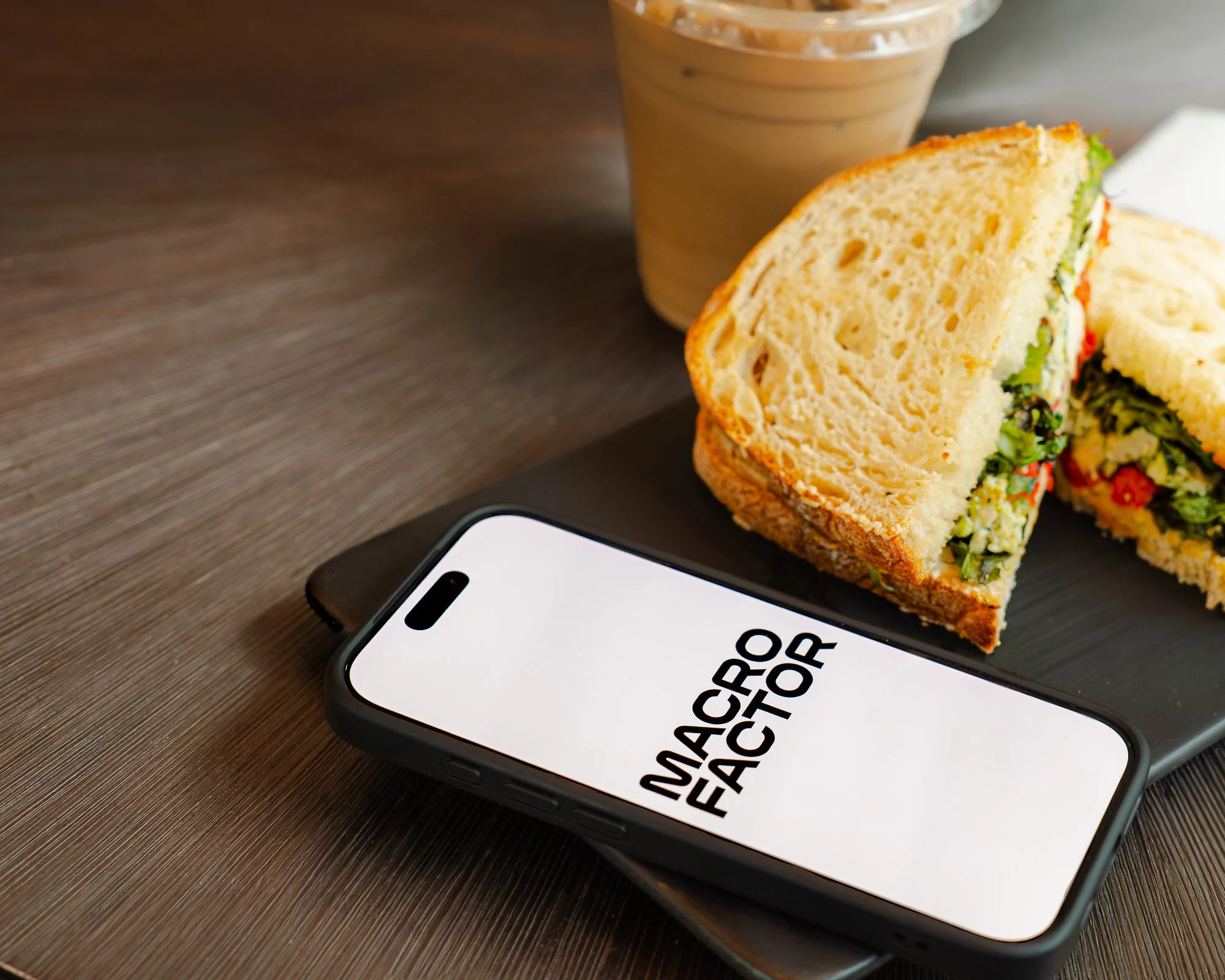 Reece-Media-Active Lifestyle-and-Health-MacroFactor-App-Spec-Shoot-Cafe-4.jpg