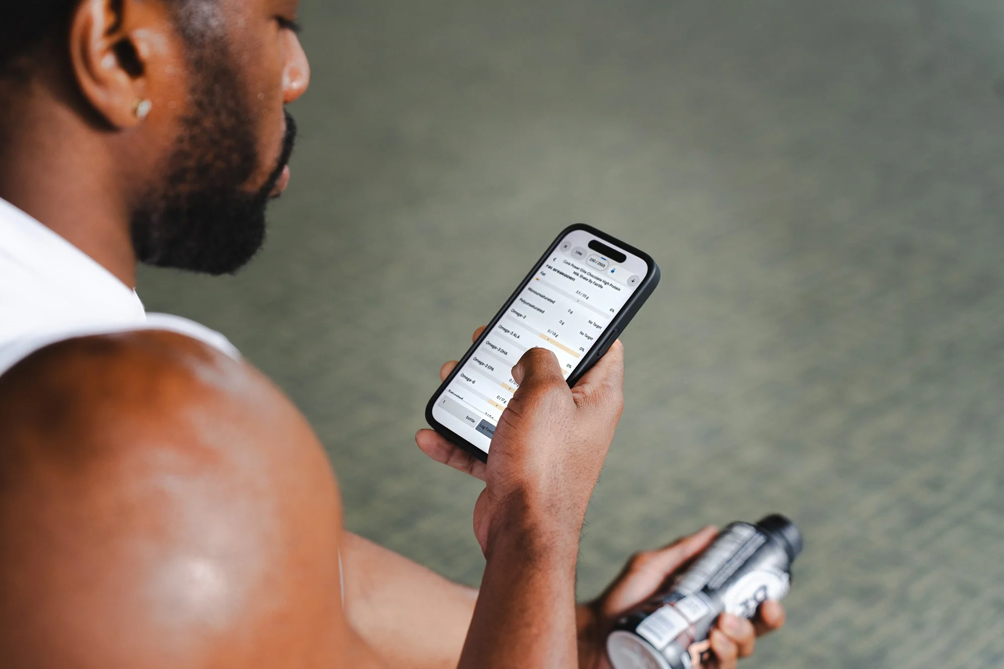 Reece-Media-Active Lifestyle-and-Health-MacroFactor-App-Spec-Shoot-Gym-9.jpg