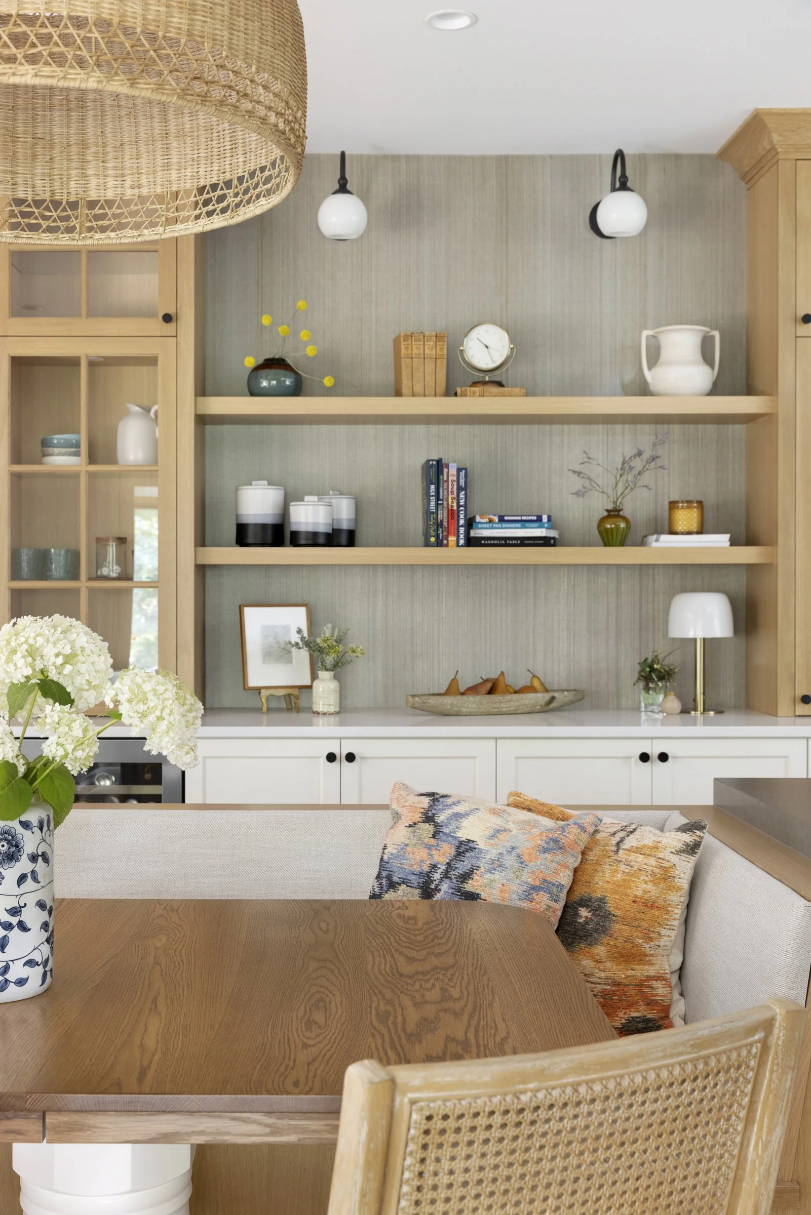 Lake Country Builders + Marceau Interiors_Carrie Ln_001.jpg