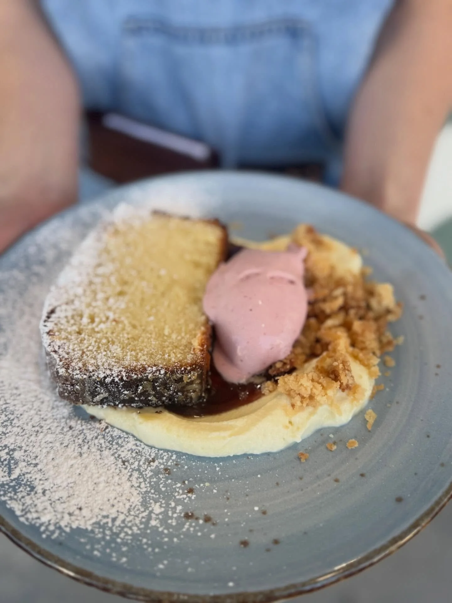 Lemon pound cake, blackberry ice cream, coconut cookie crumble, blackberry gastrique, and coconut pastry cream. Spring is in the air. 🌼