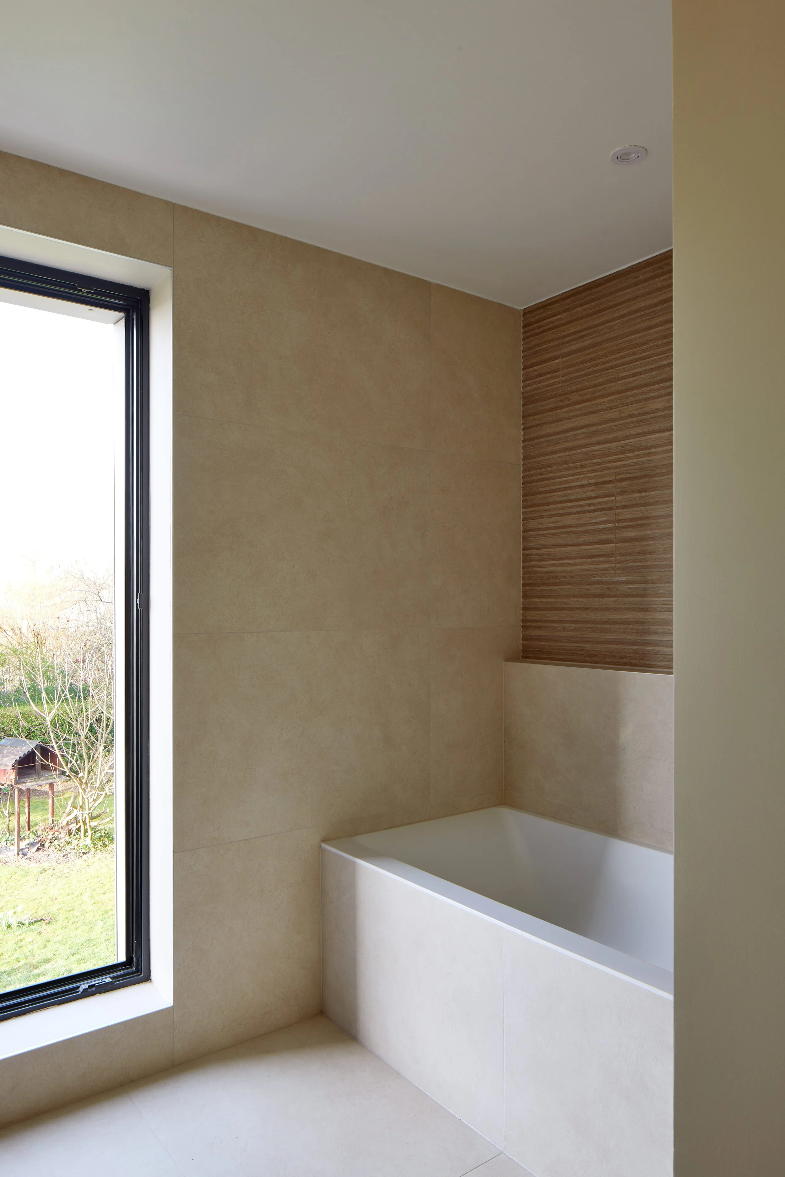 DEWERF_XENIA-LOUIS 11.jpg