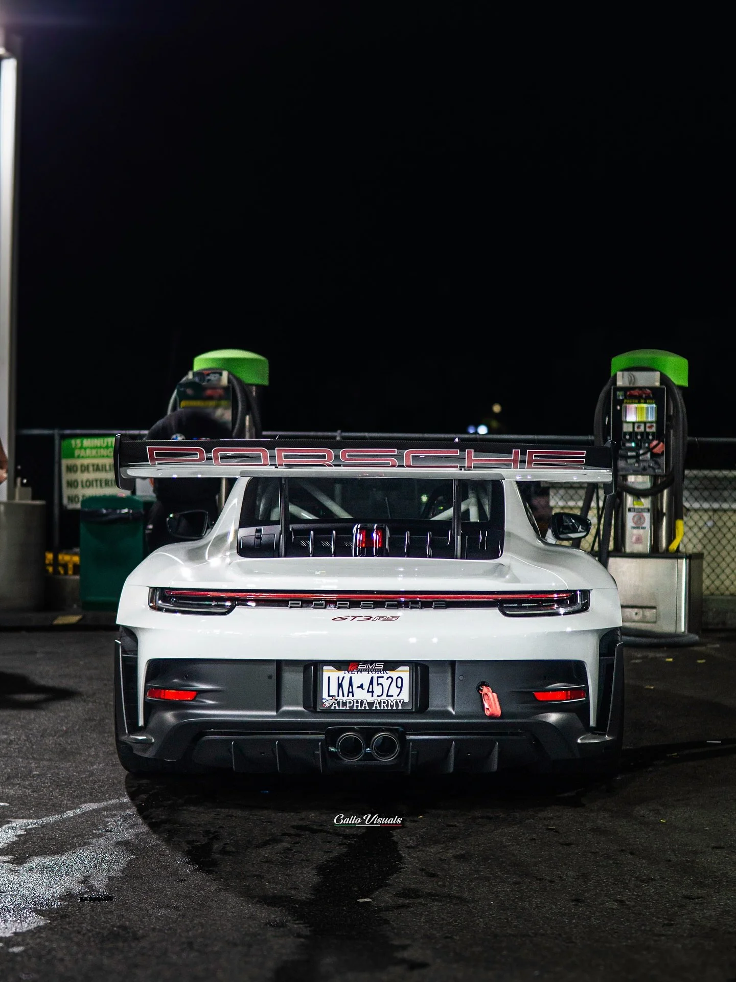 Elegance engineered 🏎️
-
#Porsche911GT3RS
#PerformanceArt
#EngineeredForEmotion
#CarPhotographyDaily
#SupercarPassion
#SpeedAndStyle
#DesignInMotion
#AutomotiveExcellence
#TrackBred
#GTSpirit
#AutomotiveLuxury
#PurePerformance
#IconicMachines
#Car