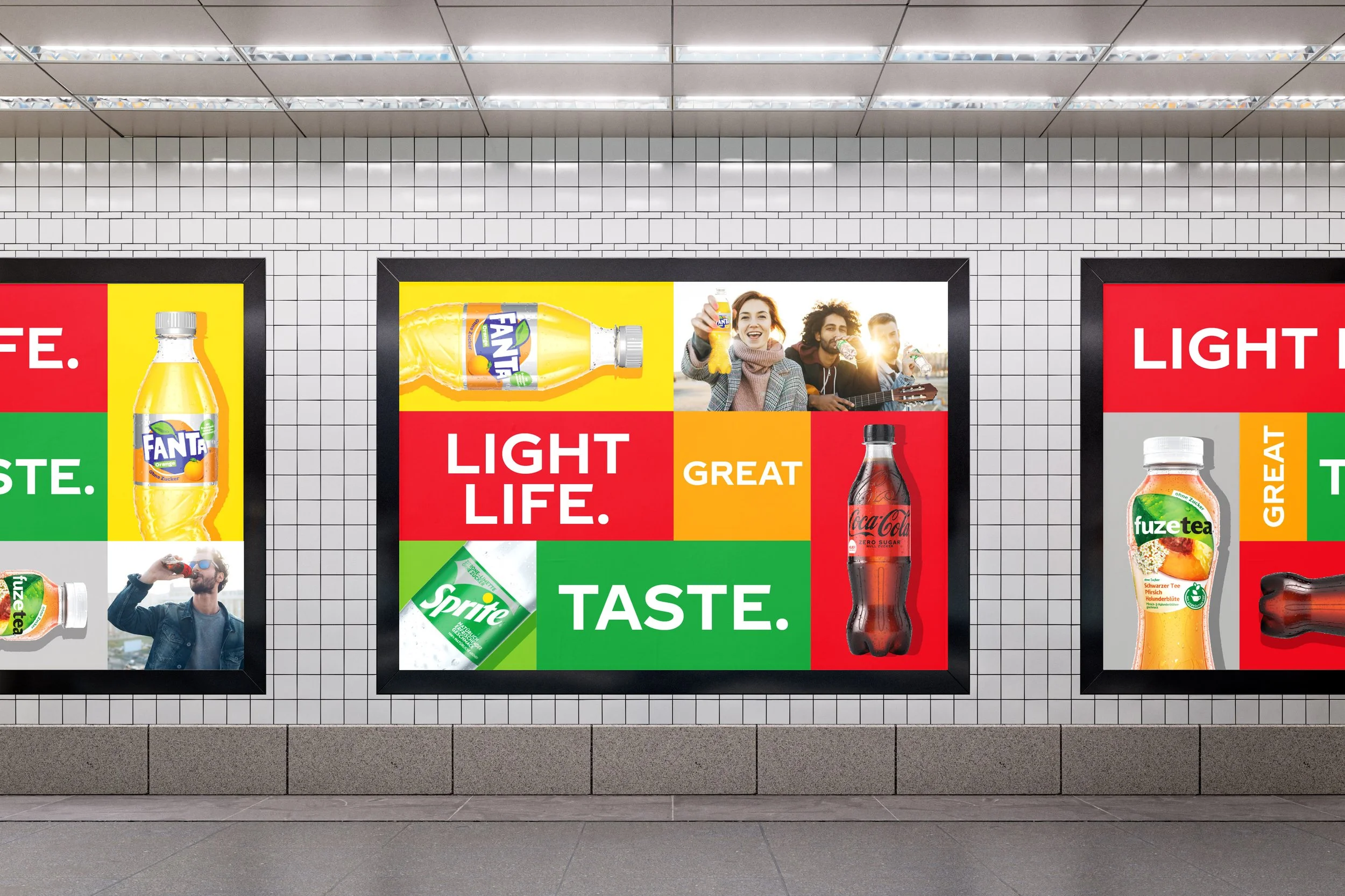 Subway_Billboard_Mockup_3 Kopie.jpg