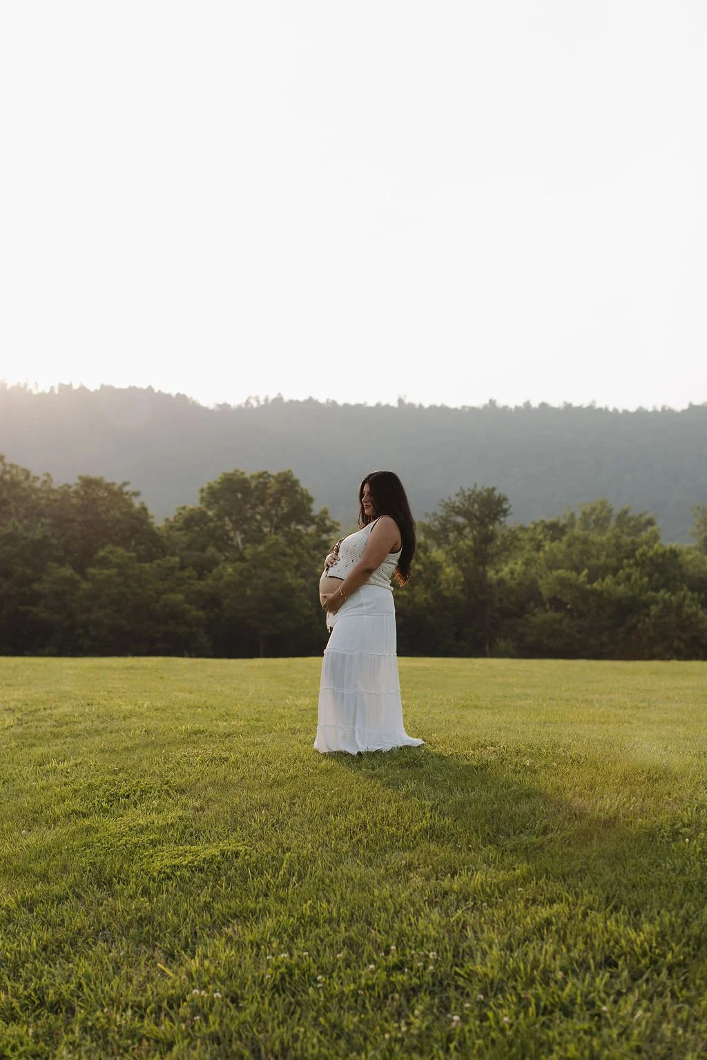 Maternity Shoot Immersed in Nature