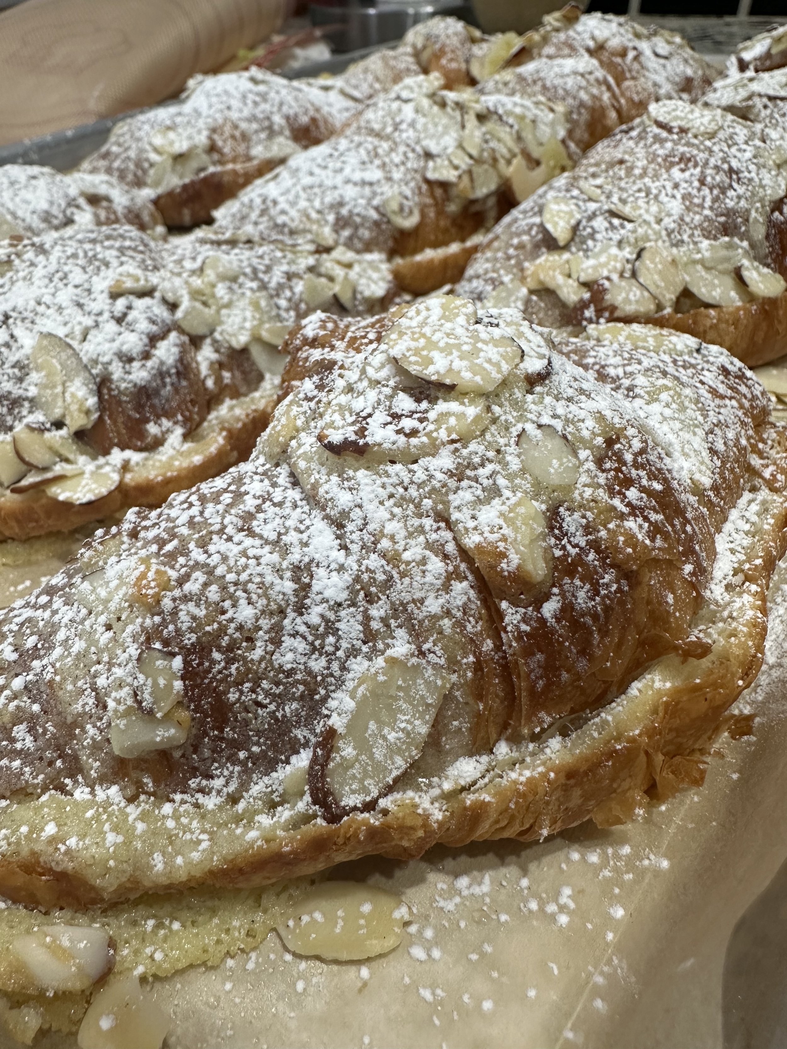 Croissant 3.jpeg
