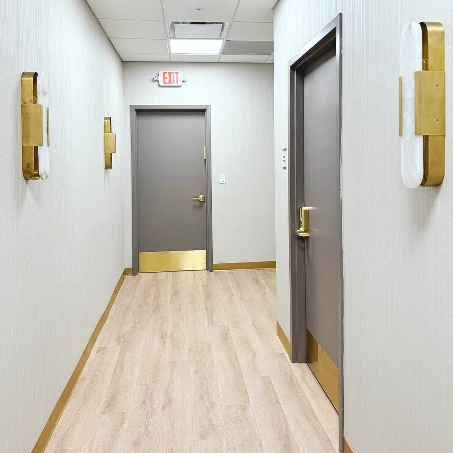 michalmiarainteriors_1730215710_3489624761845443775_2992330853 (1).jpg