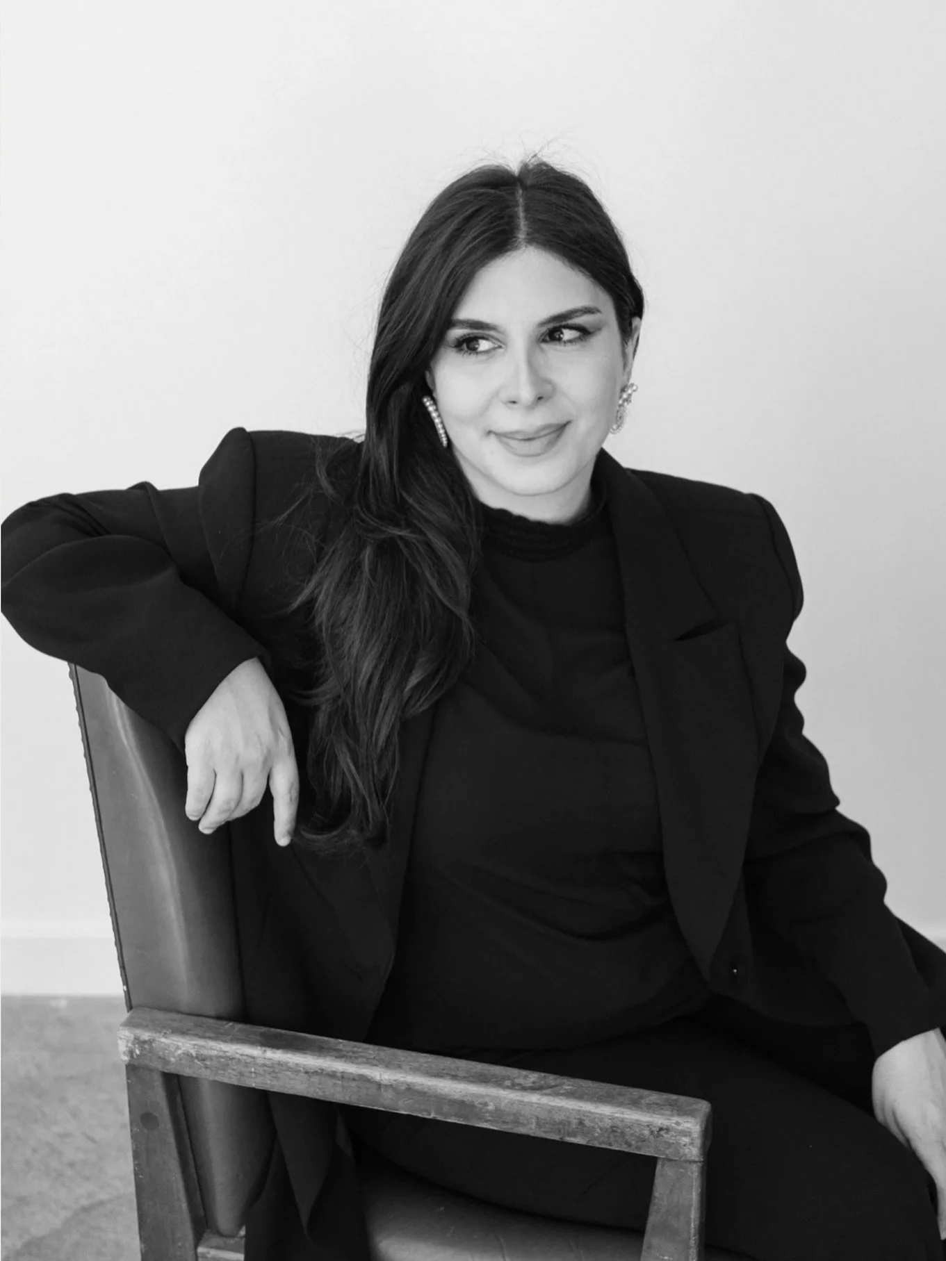 Team Introduction! 

𝐀𝐧𝐢𝐬𝐚
𝘋𝘦𝘴𝘪𝘨𝘯𝘦𝘳 𝘢𝘯𝘥 𝘊𝘰-𝘍𝘰𝘶𝘯𝘥𝘦𝘳

With an innate eye for design and a lifelong connection to creativity, Anisa brings a refined, thoughtful approach to every celebration she creates. Raised by an architect a