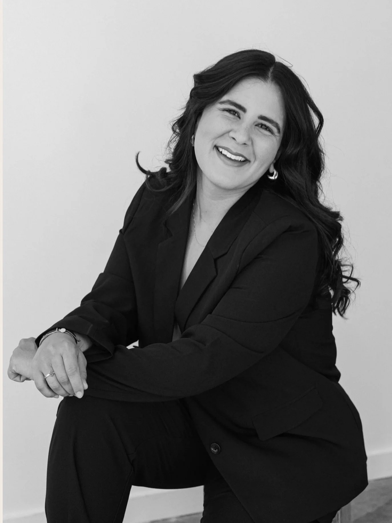 Team Introduction! 

𝐎𝐥𝐞𝐧𝐚
𝘊𝘭𝘪𝘦𝘯𝘵 𝘌𝘯𝘨𝘢𝘨𝘦𝘮𝘦𝘯𝘵 &amp; 𝘊𝘰-𝘍𝘰𝘶𝘯𝘥𝘦𝘳

Olena is a heart-led creator who believes style in events should feel like a warm hug. With years of experience in communications, branding, and building mea