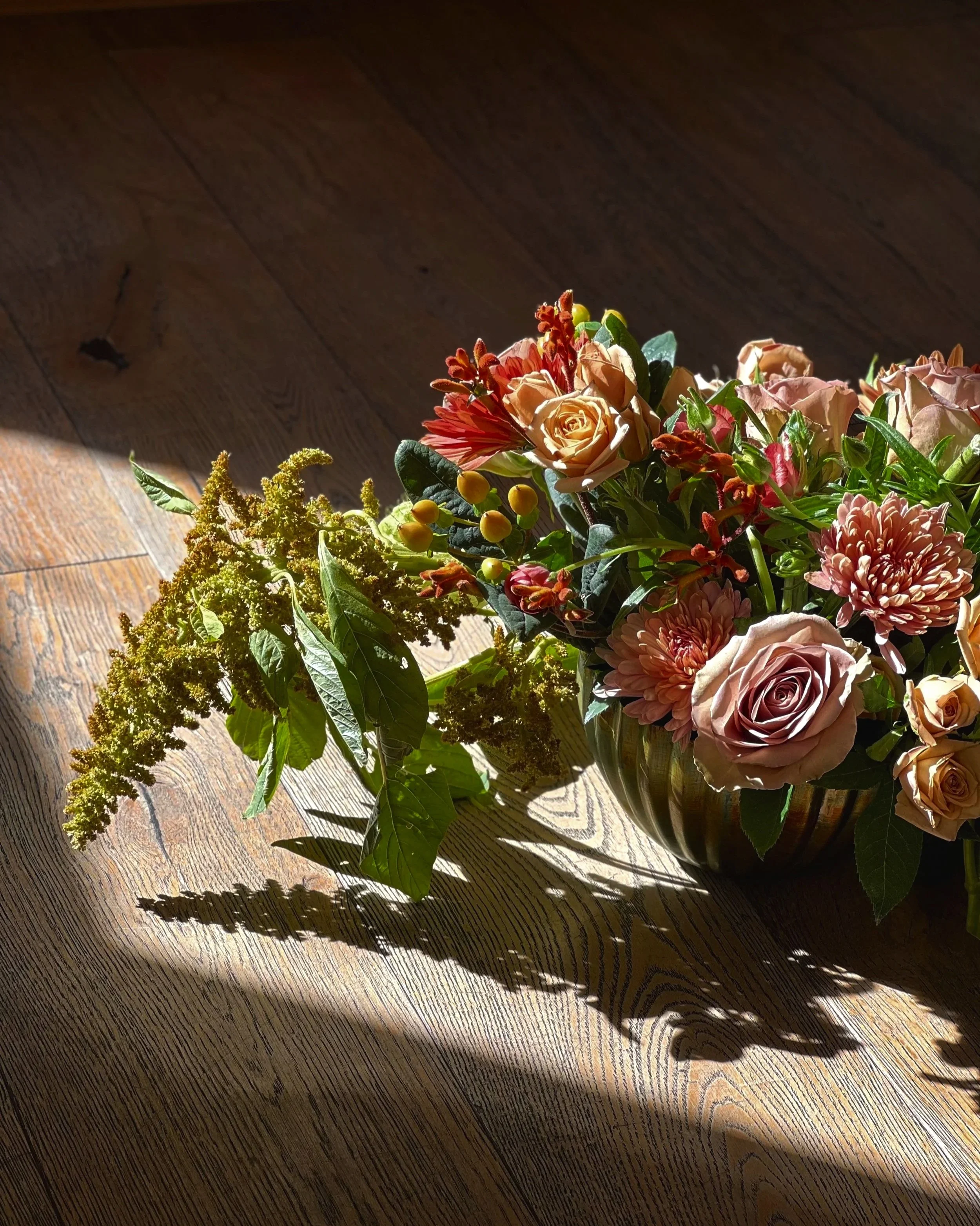 Medium Arrangement Sukkot
