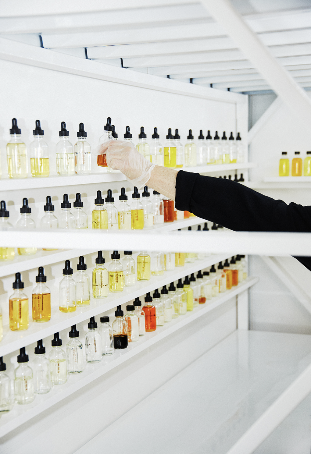 HudsonEditorial_BrennanMichael_perfumer6.png