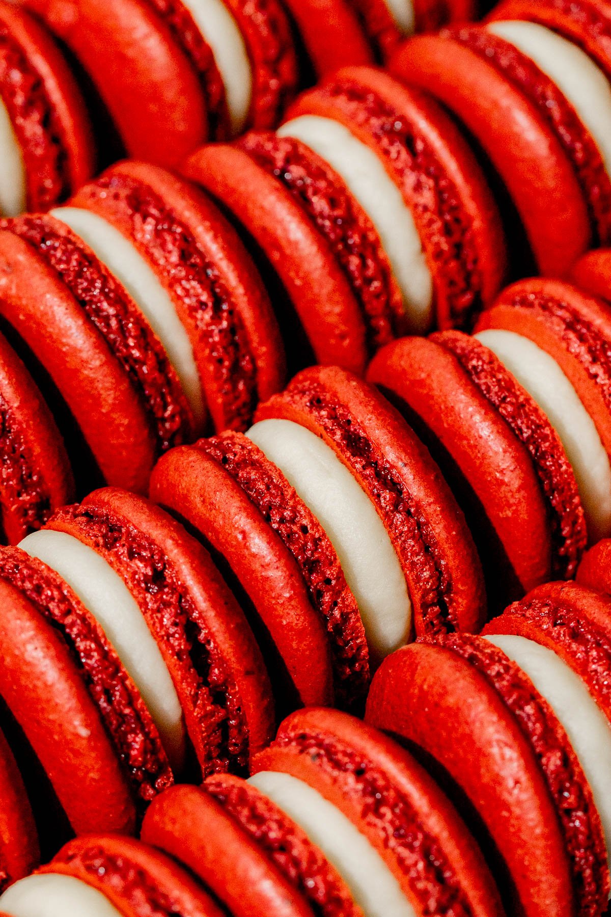 red velvet macarons.jpg