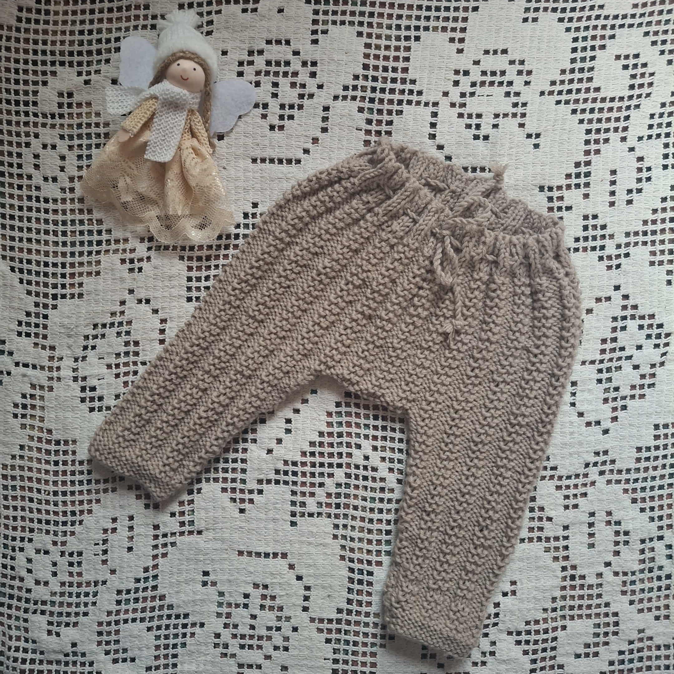 Alix pantalon à plat devant.jpg