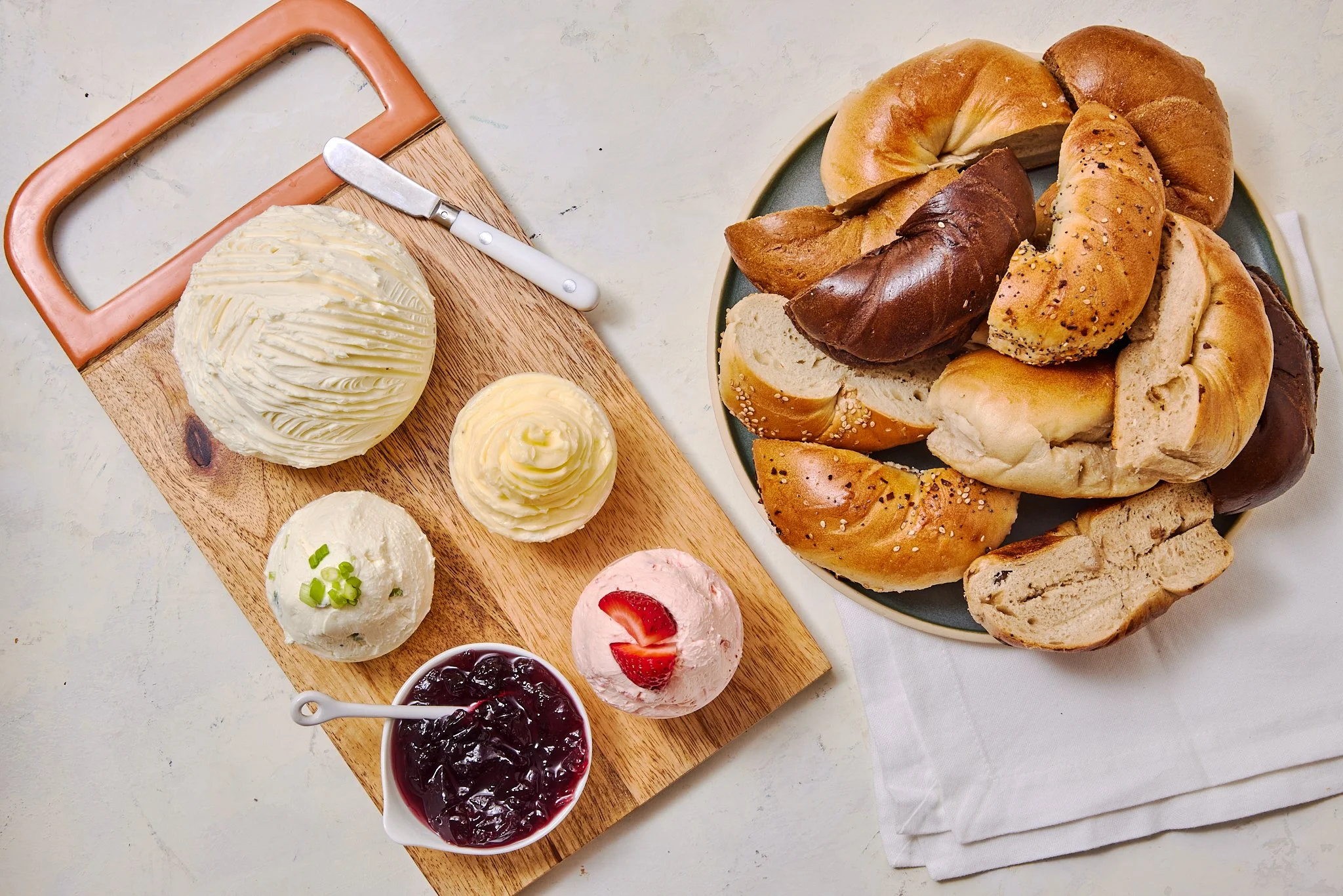 Ess-a-BagelCatering_BagelsCreamCheeses_125-2.jpg