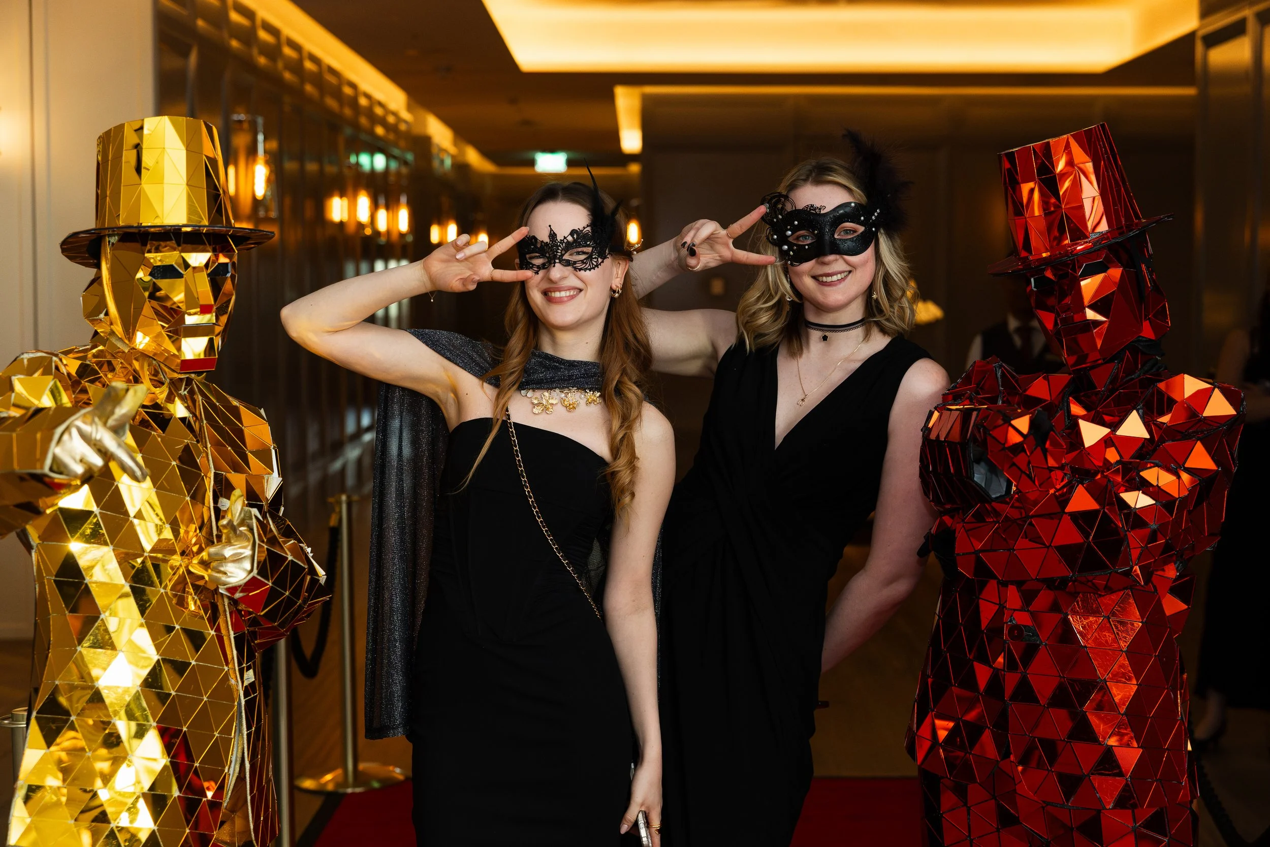 ParkHyattRiverThames-MasqueradeBallHighlights-6.jpg