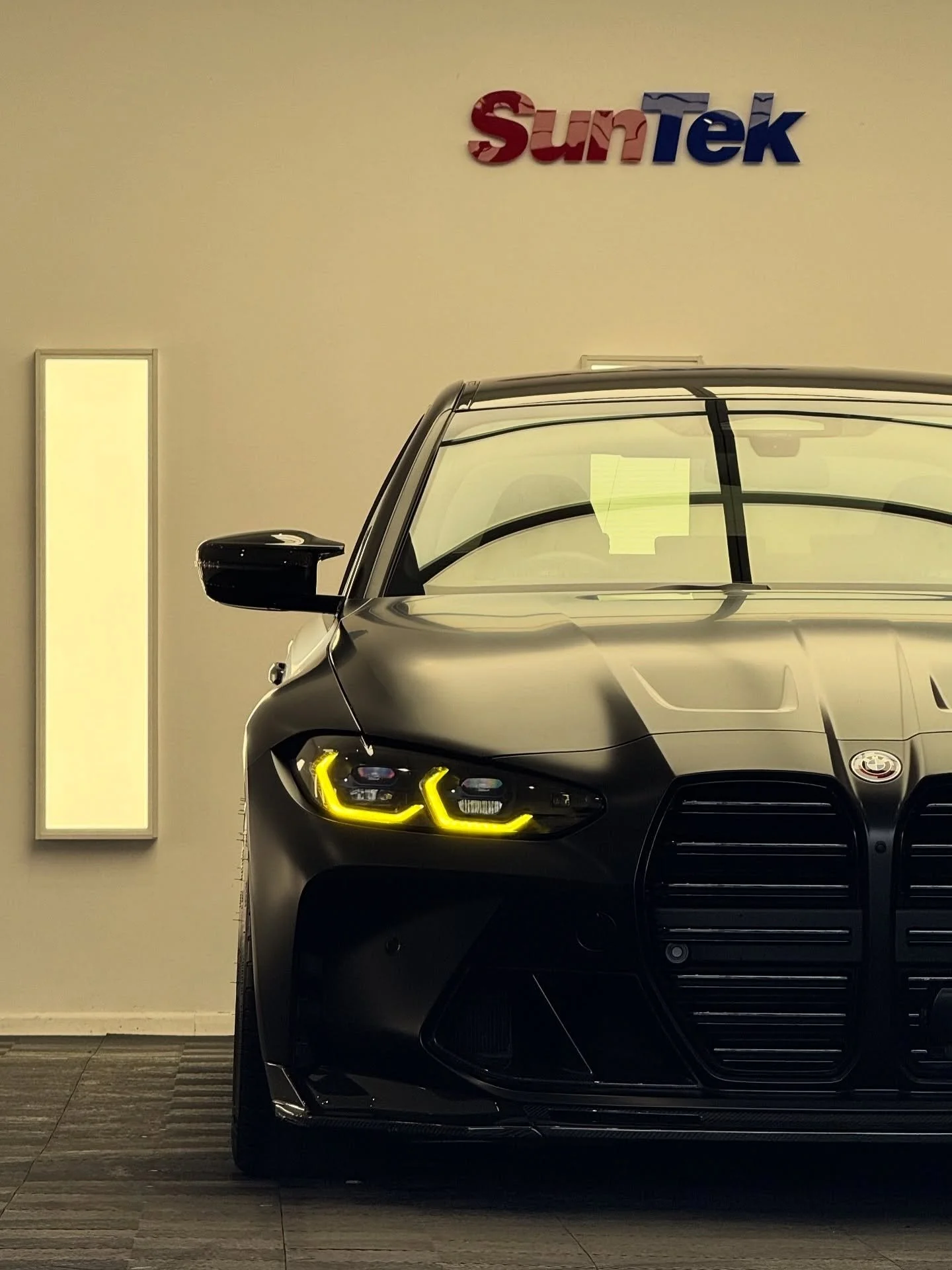 BMW M3 saloon in for the full works ✅

&bull; Full exterior detail
&bull; Deep interior clean
&bull; Wheels off &ndash; cleaned inside &amp; out
&bull; Underbody wash
&bull; Arches deep clean
&bull; Calipers &amp; exhaust system cleaned
&bull; Cerami