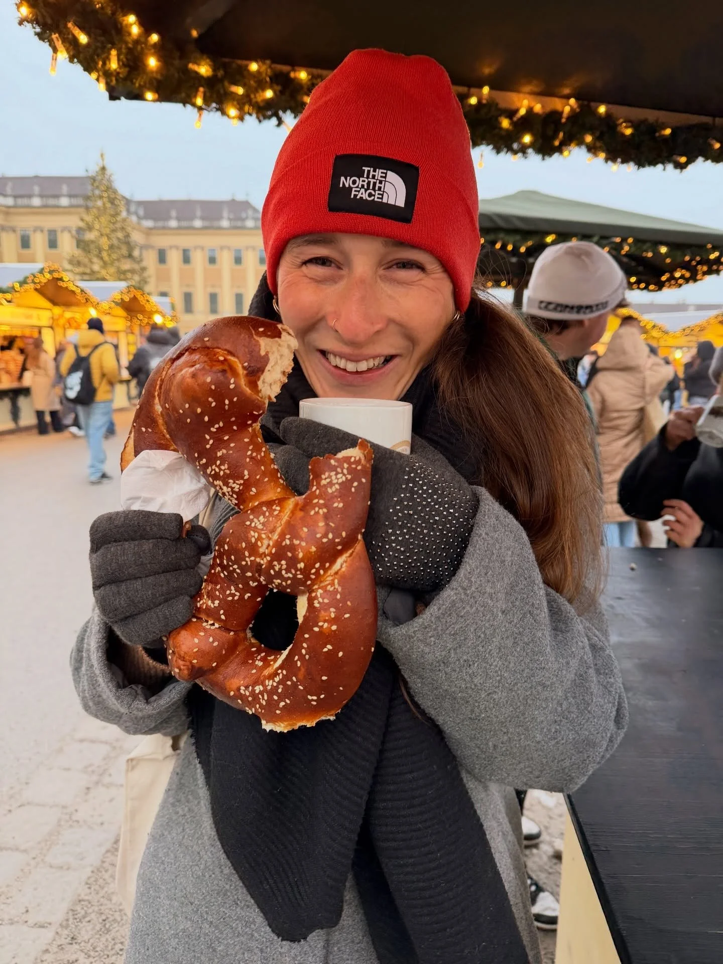 Vienna, Austria - December 2025🩵

Architecture, books, snacks. All a girl needs🩵