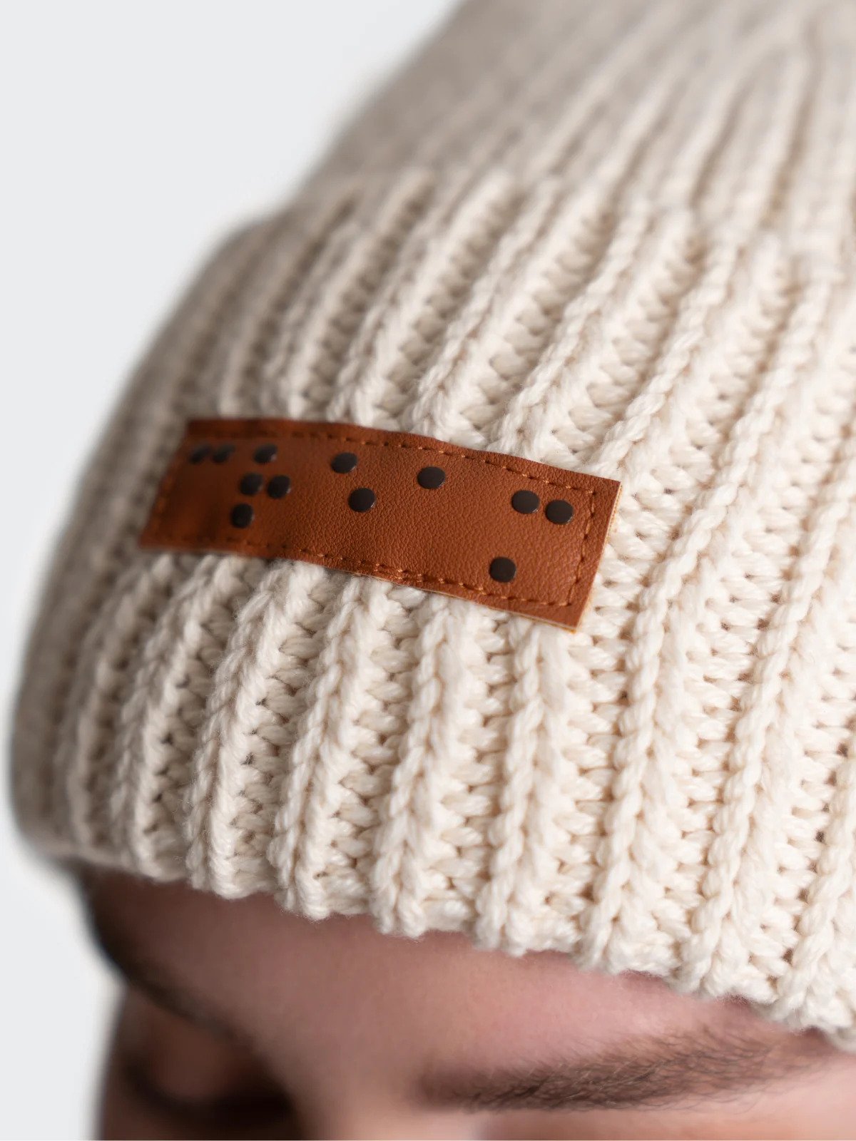 ChunkyKnitBeanie_Cream_Resize_02_1200x.jpg