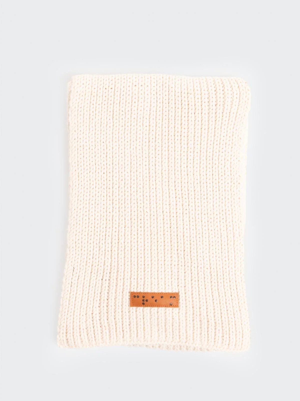 ChunkyKnitScarf_Cream_Resize_01_1200x.jpg