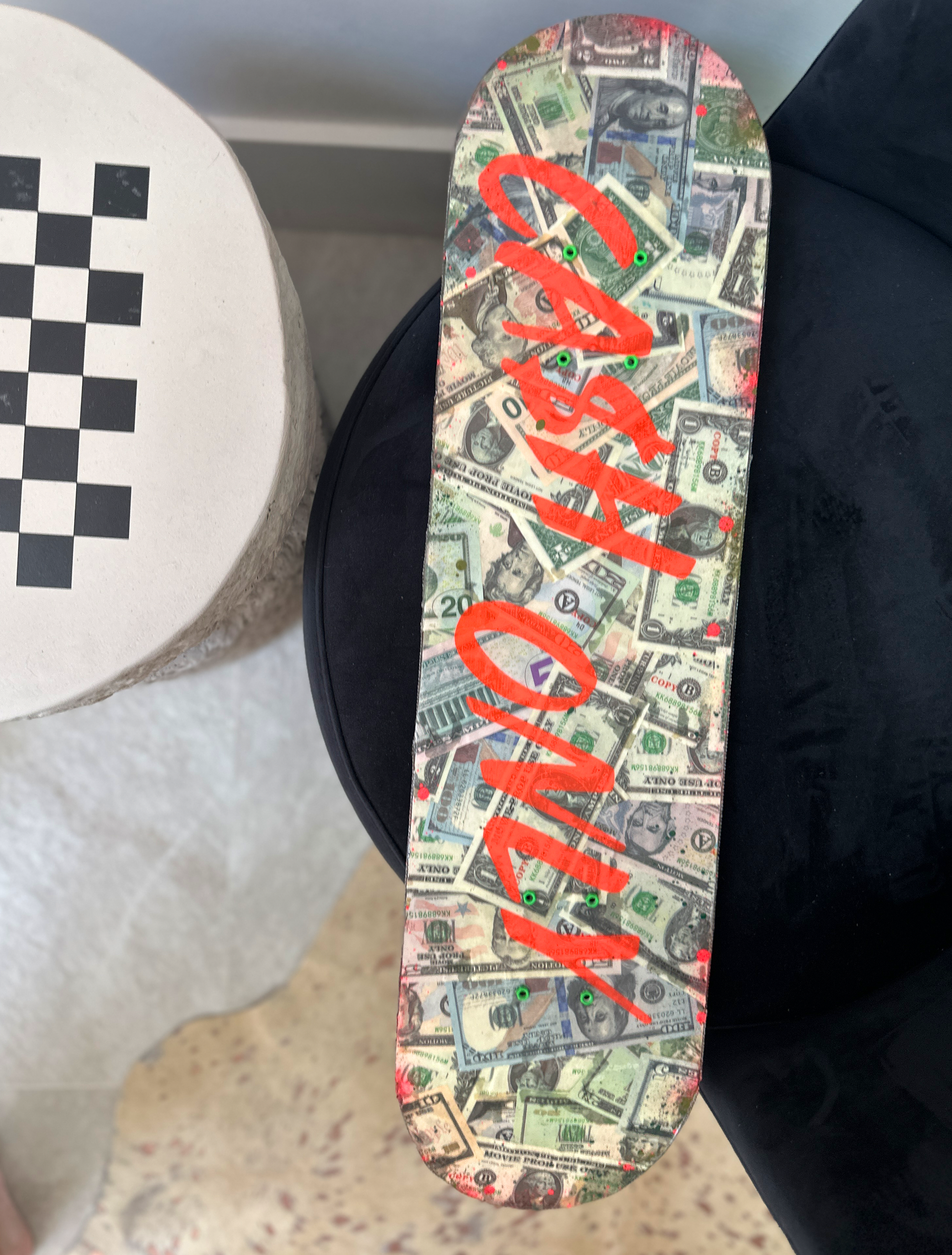 1_cash_cashonly_dollars_3.png