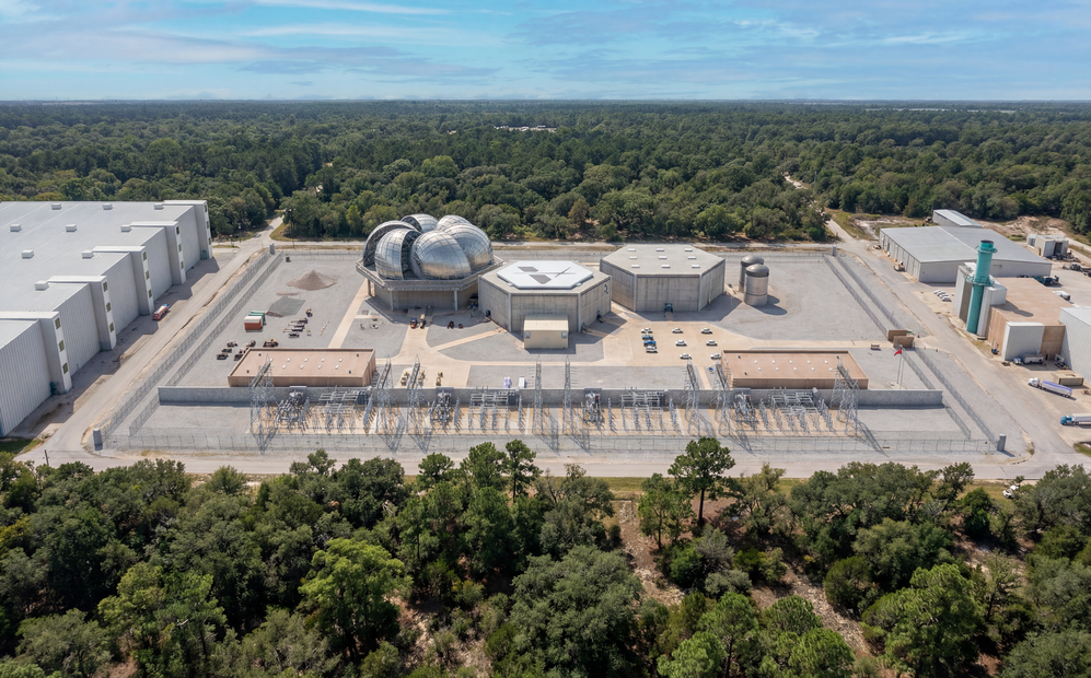 AA 03.12 still 8 V1 4k (1).png