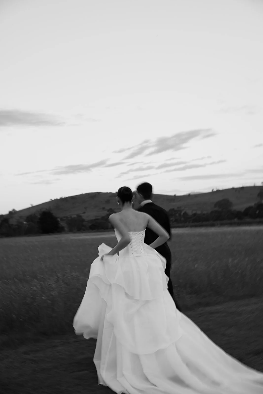 17491-20251114_Olivia+James_0102.jpg