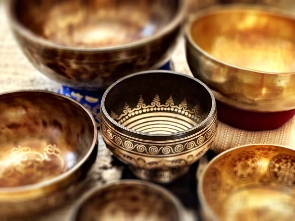 Learn to Play: Intro to Sound Bowls and Sound Healing Workshop with Sue Huss.