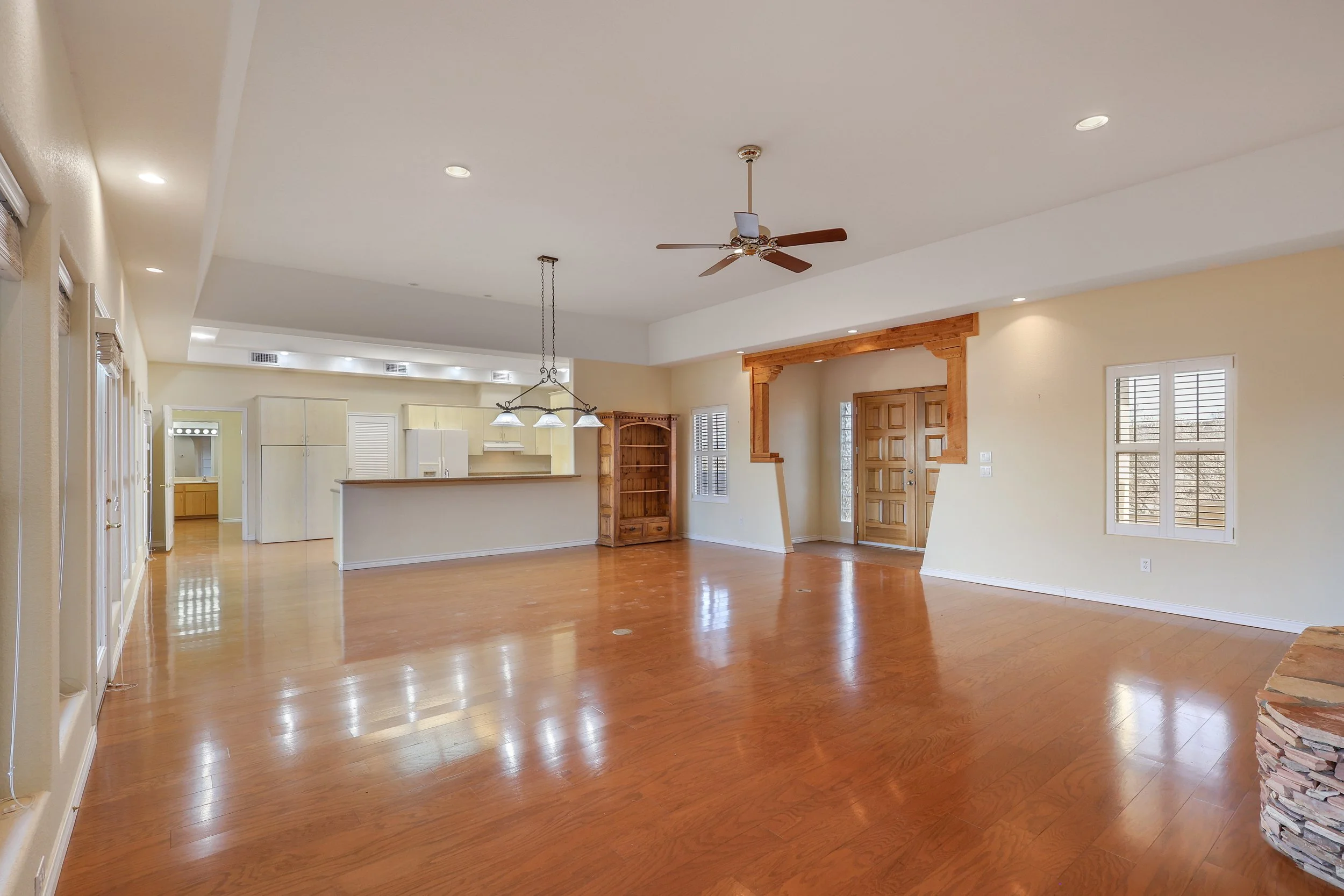 2014 Long Branch, Alpine, TX