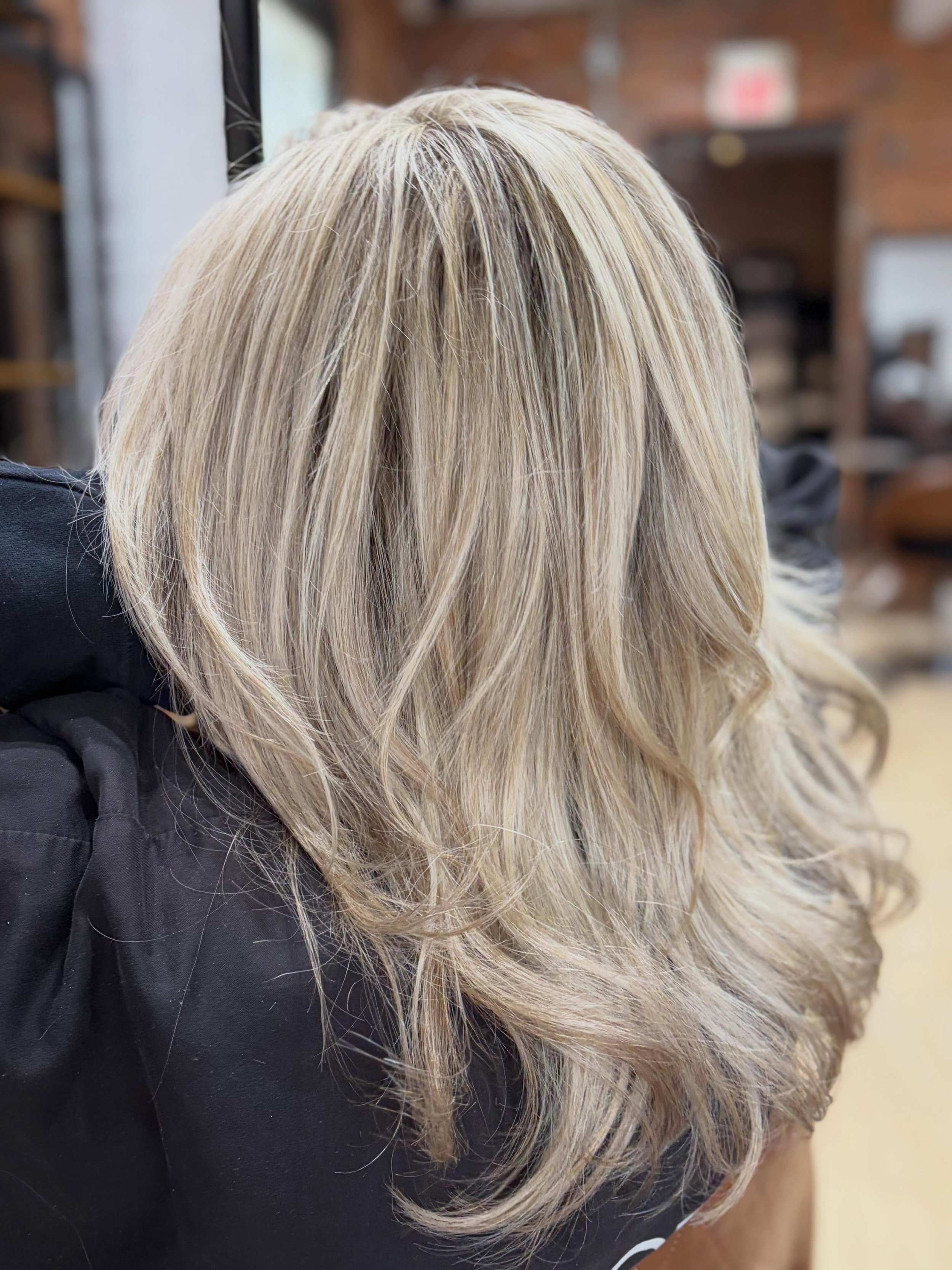 A beautiful cool and icy blonde for this lovely lady🤩

Stylist💇&zwj;♀️: Nika
&bull;
&bull;
&bull;
📞 (905) 527 4080
🖥️ www.maddisonave.com
📩 DM

#hair #hairstylist #hairsalon #blonde #coolicyblonde
