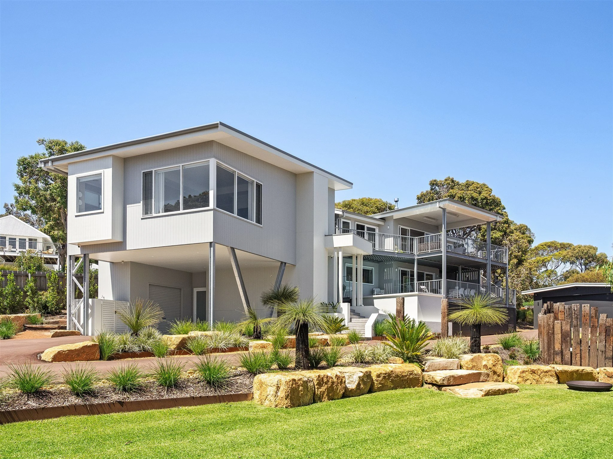 7 Otranto Close Eagle Bay-04.jpg