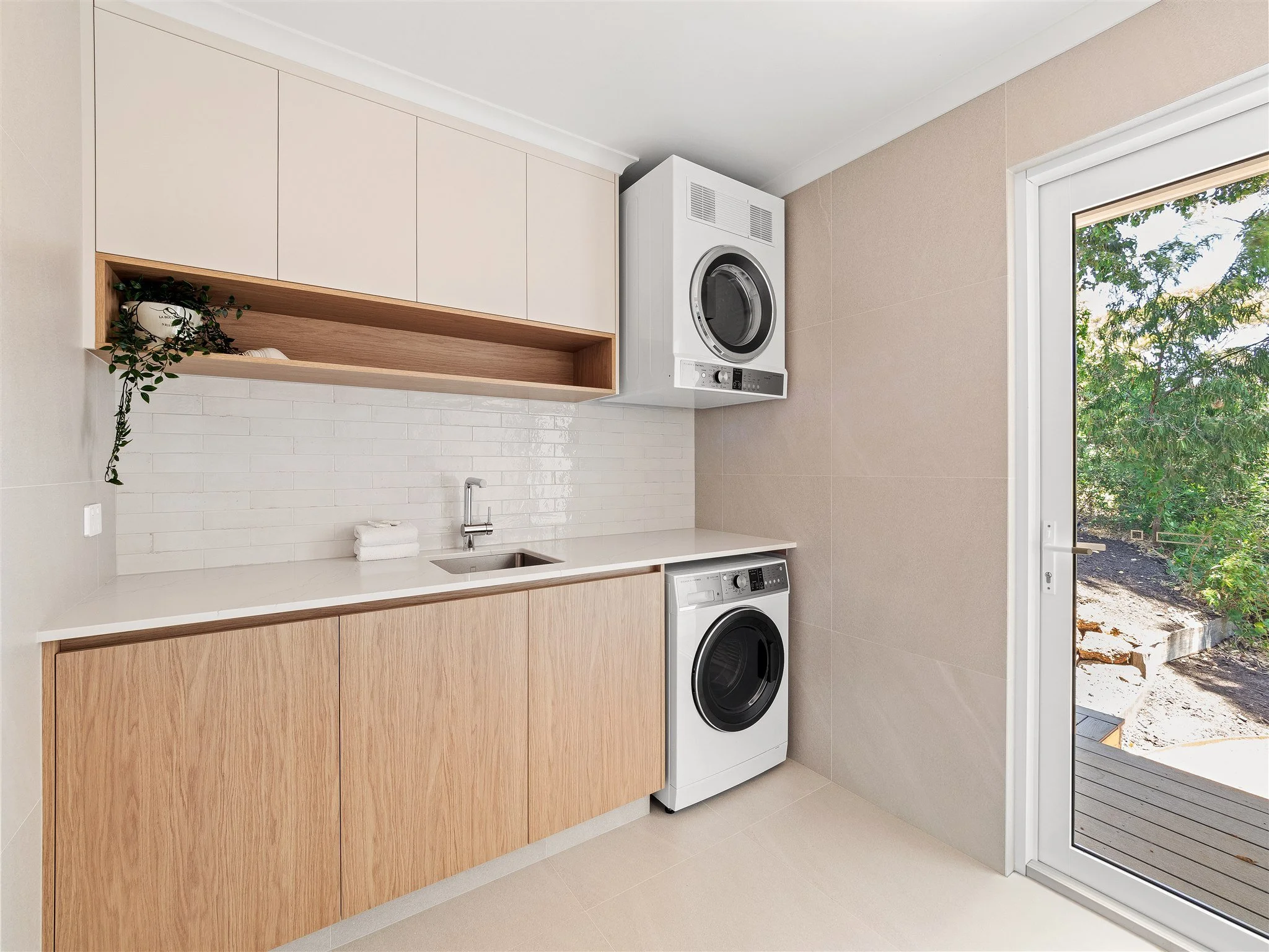 7 Otranto Close Eagle Bay-45.jpg
