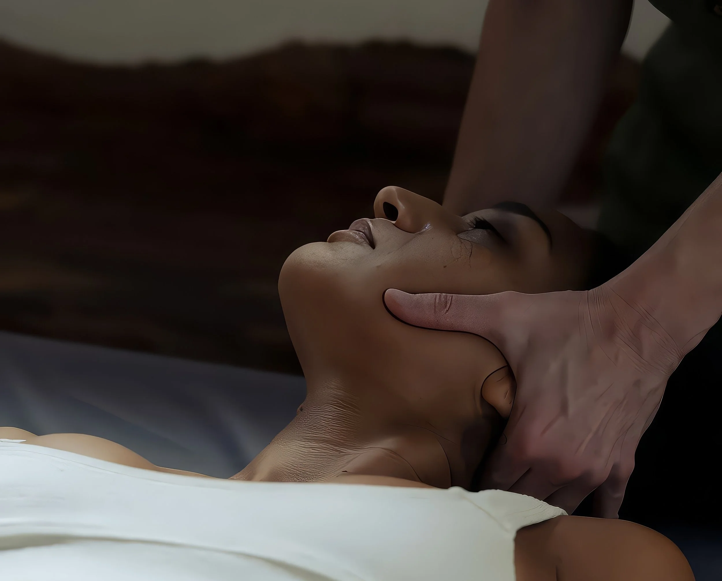 Effective Neck Pain Solutions in Solana Beach: A Clinical Approach