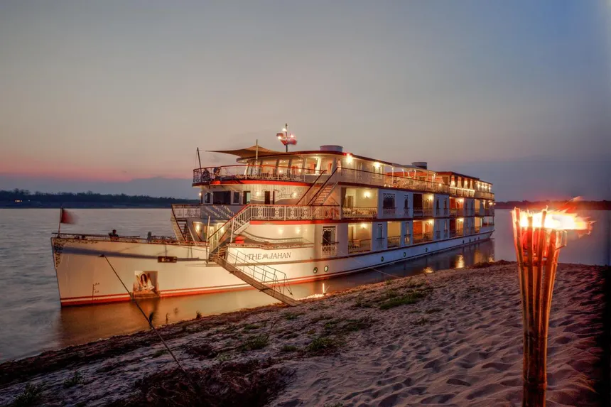 The Mekong Passage