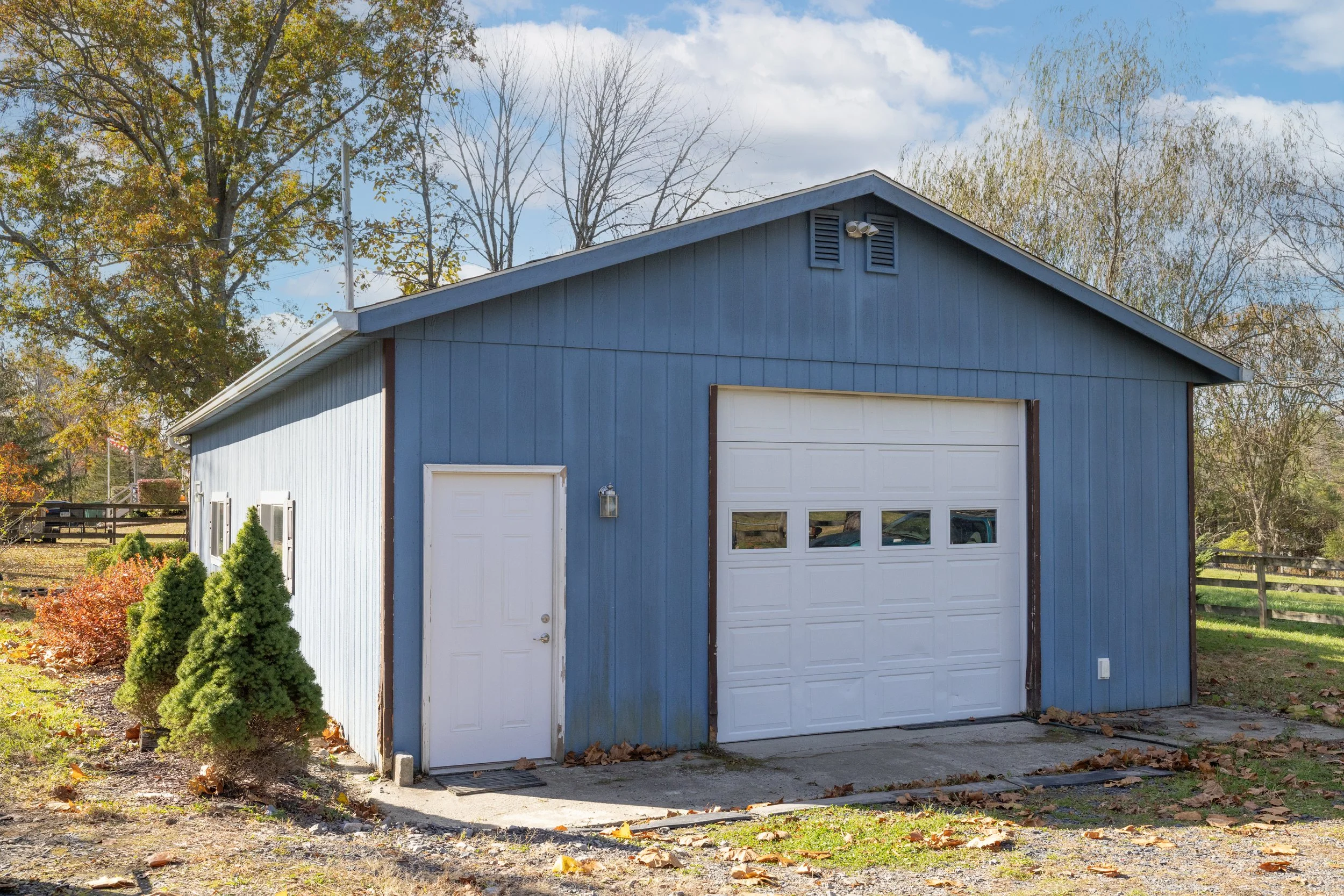 033_ 99 Dusinberre.jpg
