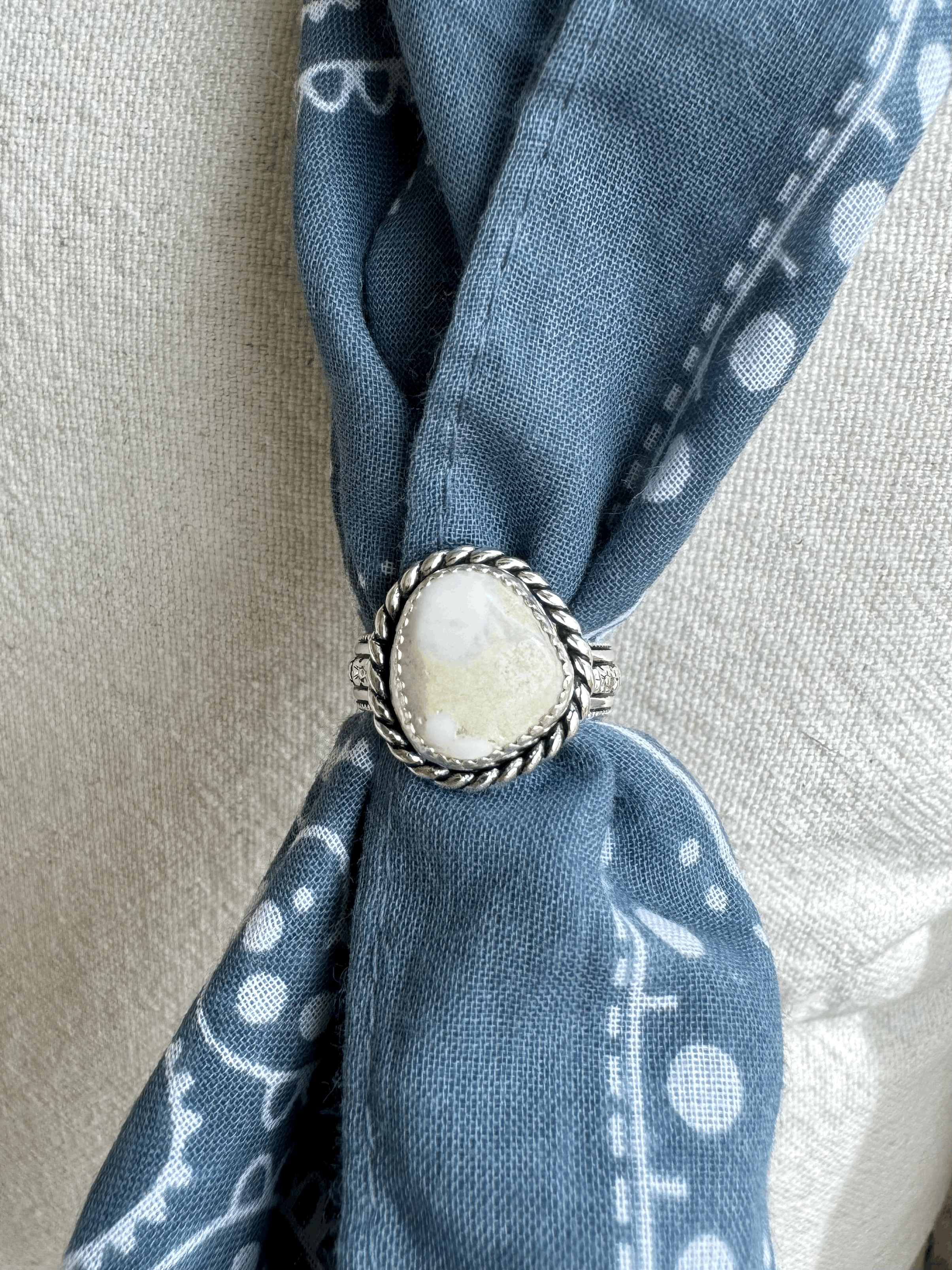 Floral Band White Buffalo Ring Size 7.25