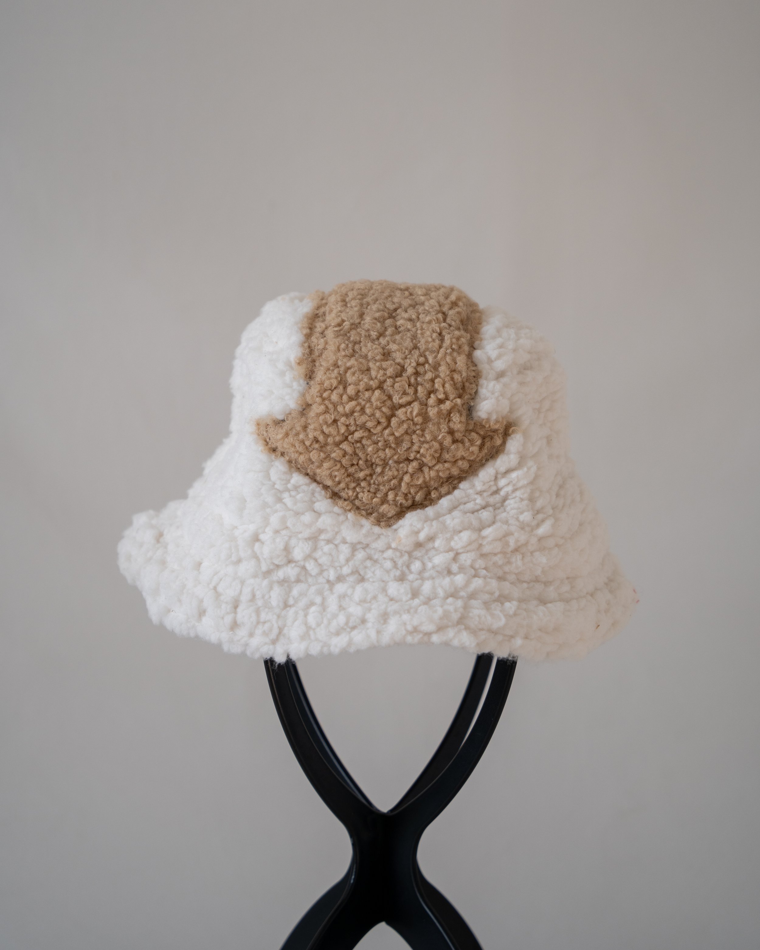 Fluffy Arrow Hat