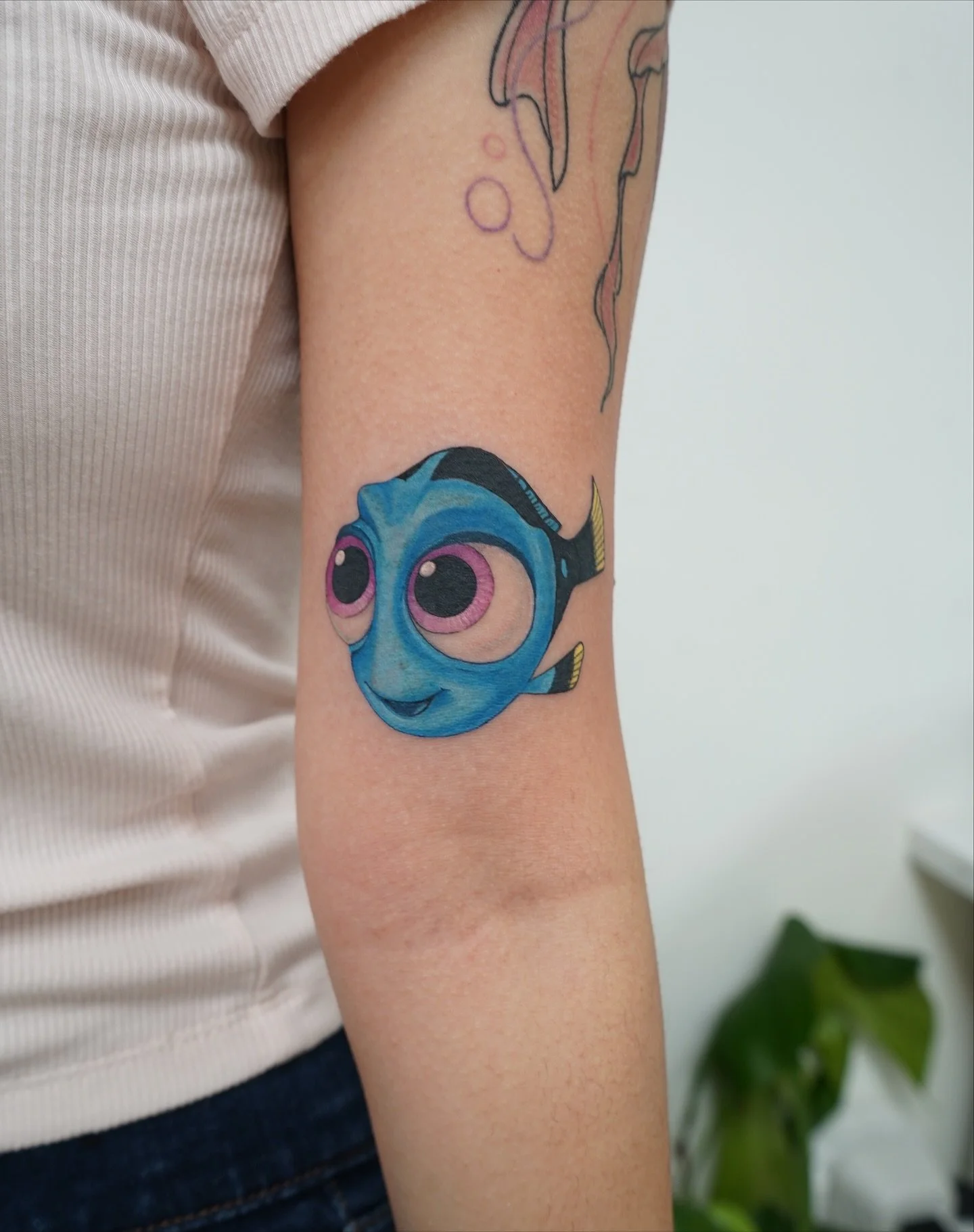 Just keep swimming&hellip; and maybe get a cute tattoo while you&rsquo;re at it 💙🐟

#JustKeepSwimming #TattooInspo #MorningGloryTattoo #ColorTattoo #TattooArt #TattooStudio #InkedAndInspired #TattooDesign #CuteTattoo #TattooLove #TattooCommunity #T