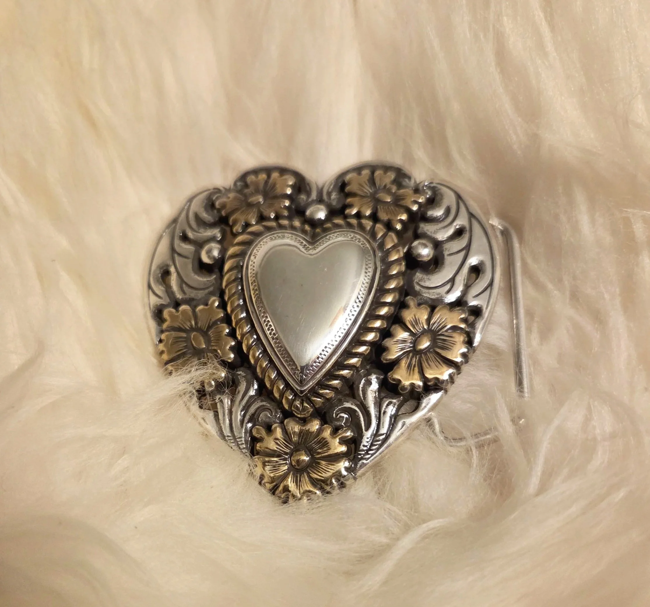 Belt Buckle : Heart