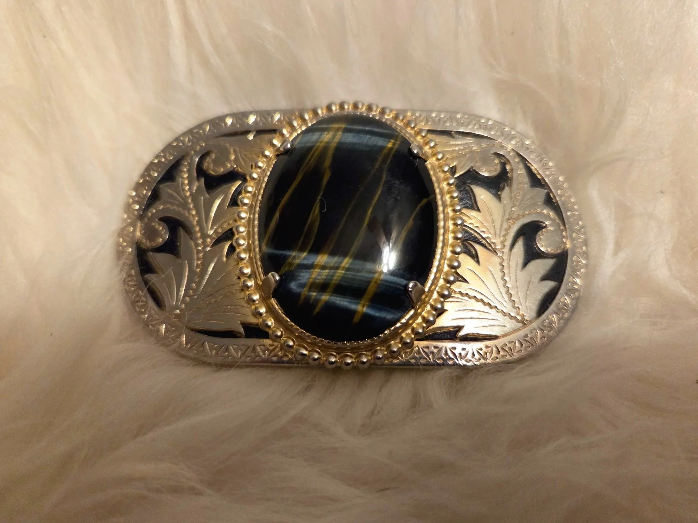 Belt Buckle : Cabochon