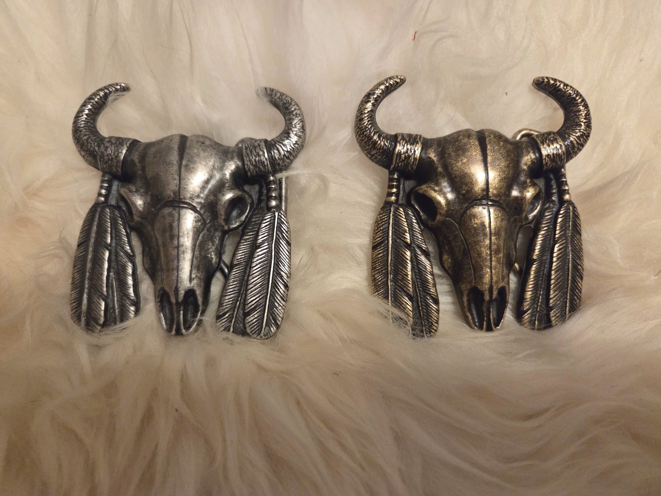 Belt Buckle : Feathered Skull