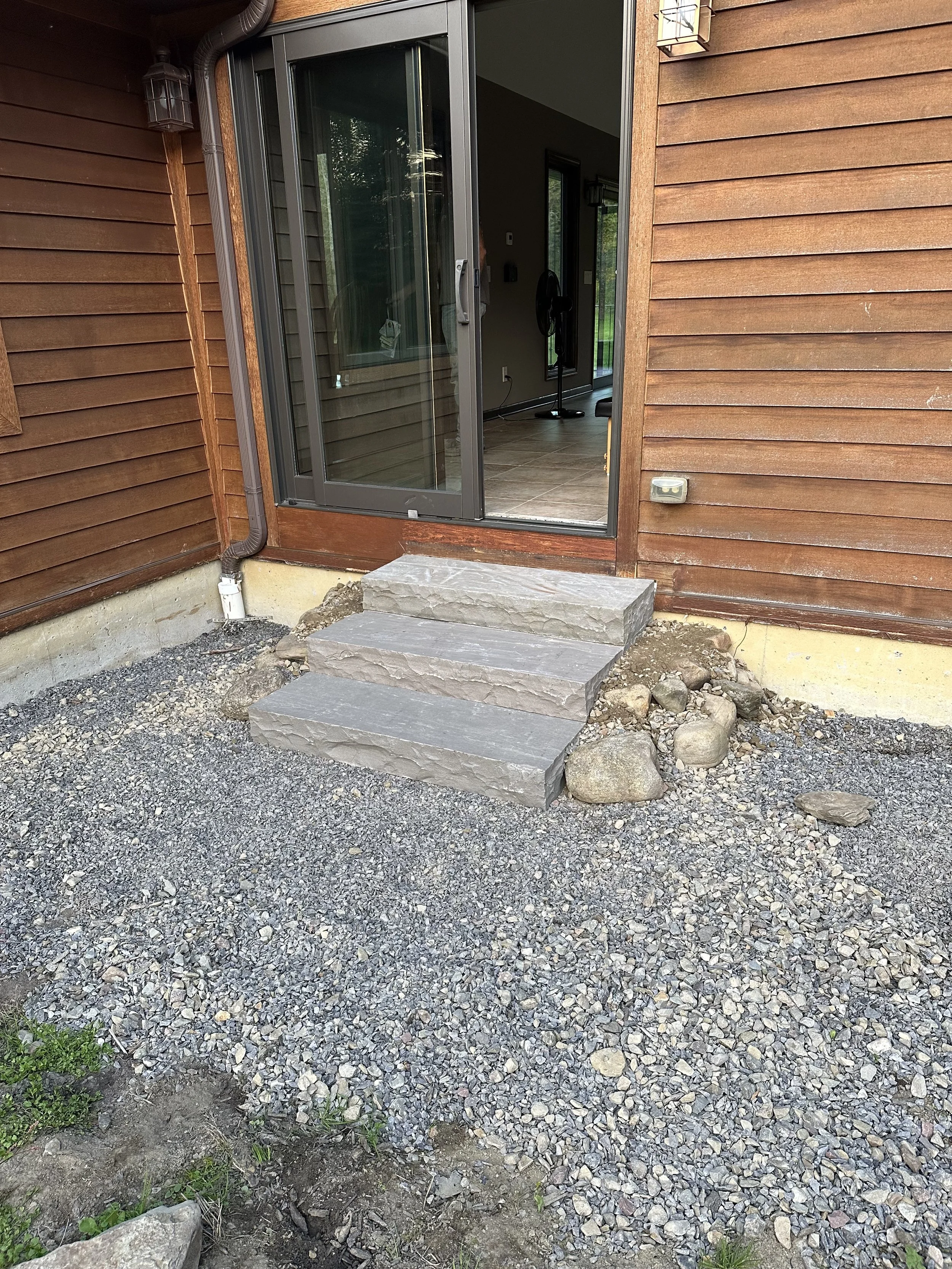 Installed steps for the enterance 
